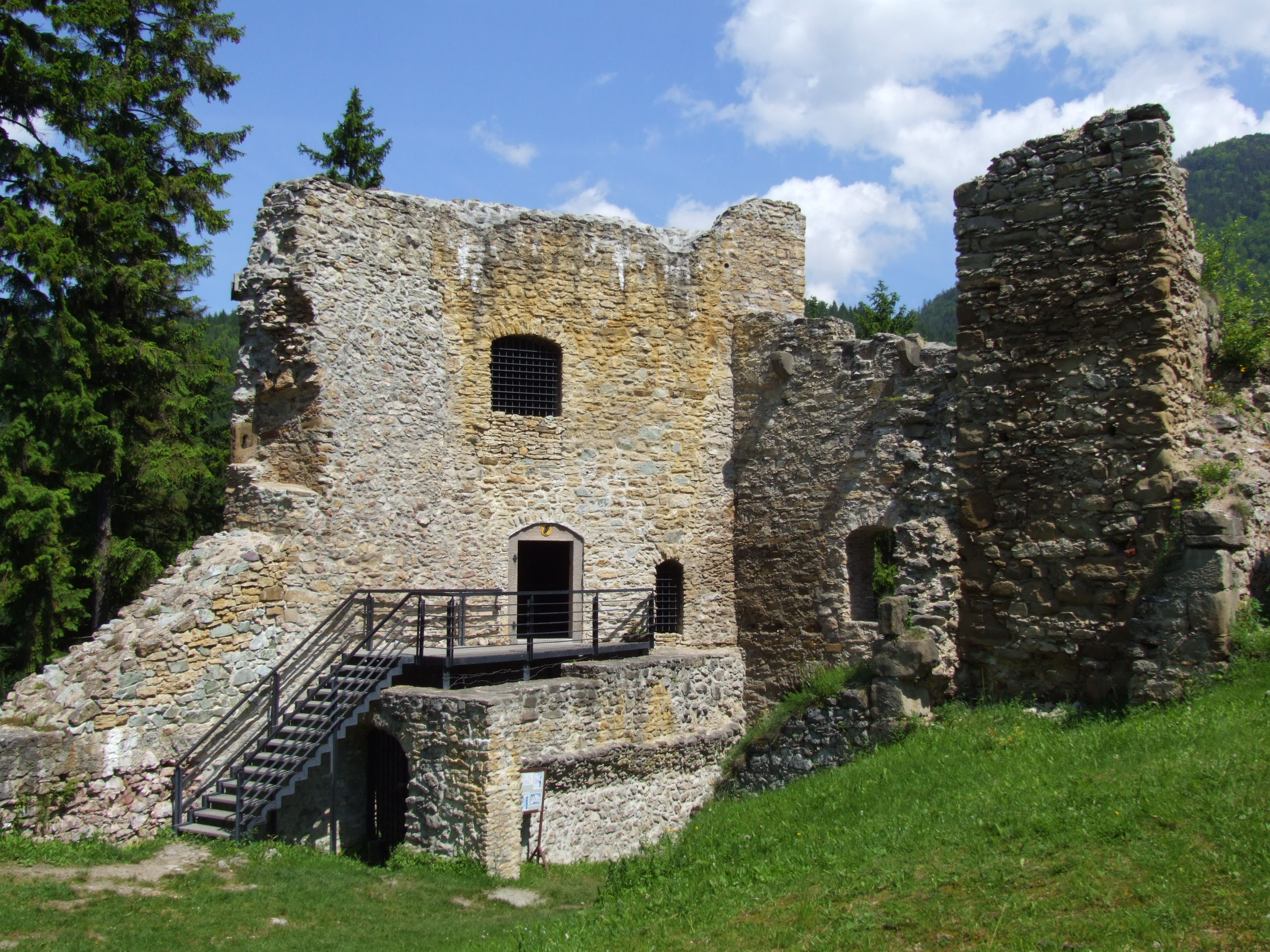 Likava Castle 02 - Pudelek