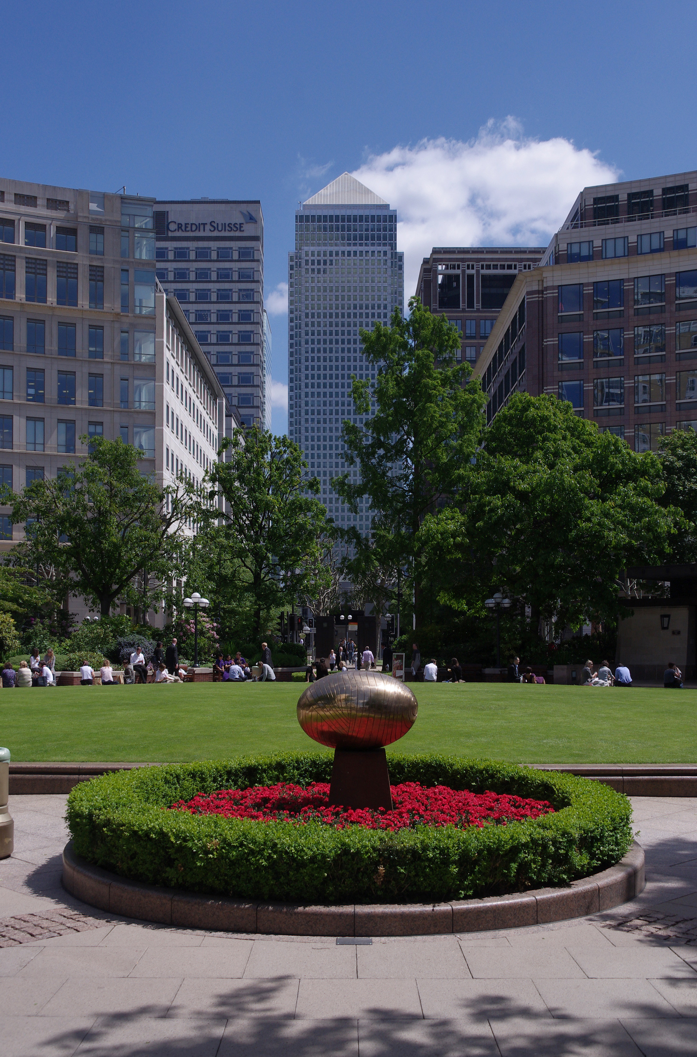 London MMB «73 Westferry Circus