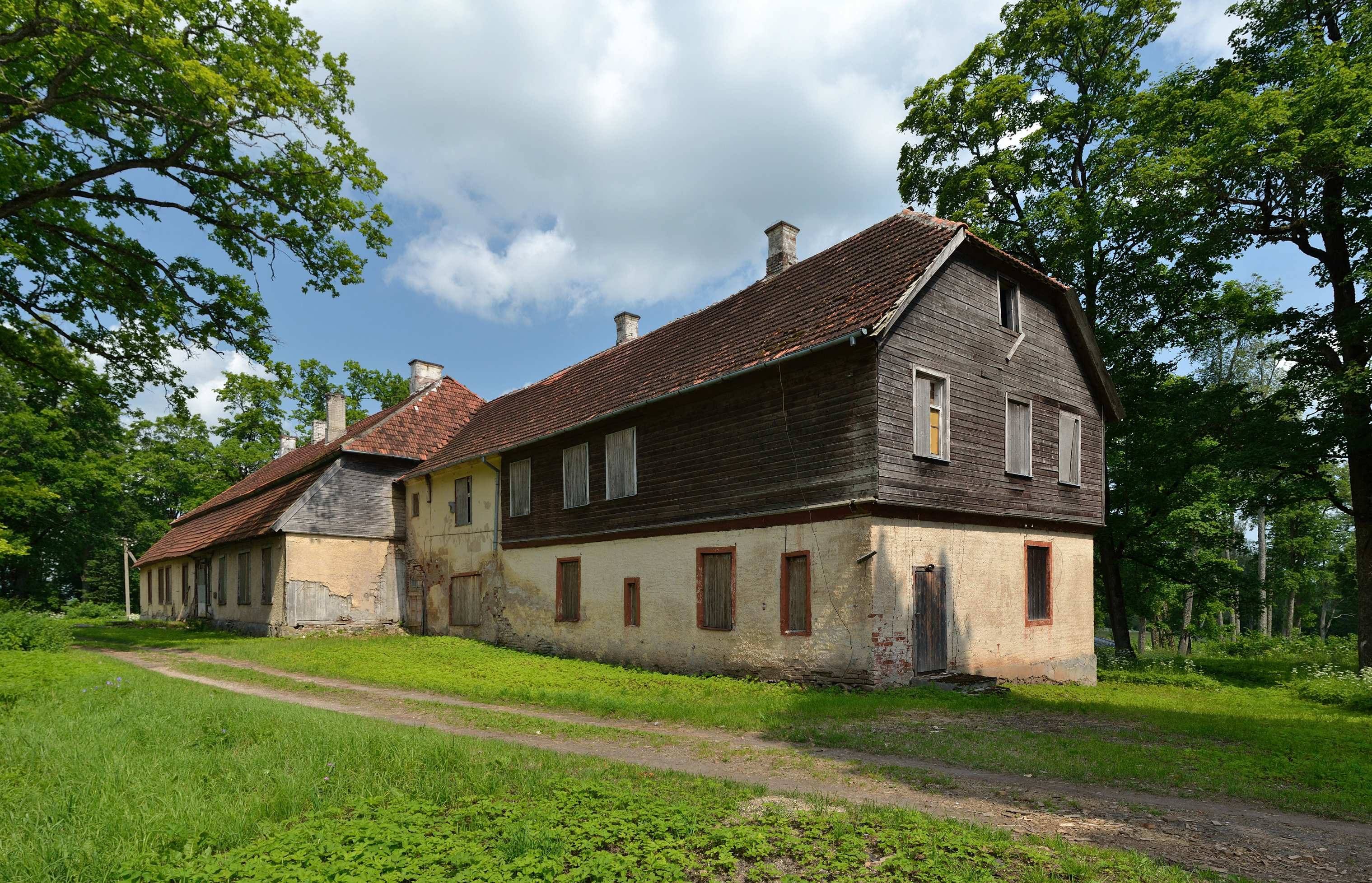 Loodi mõisa peahoone