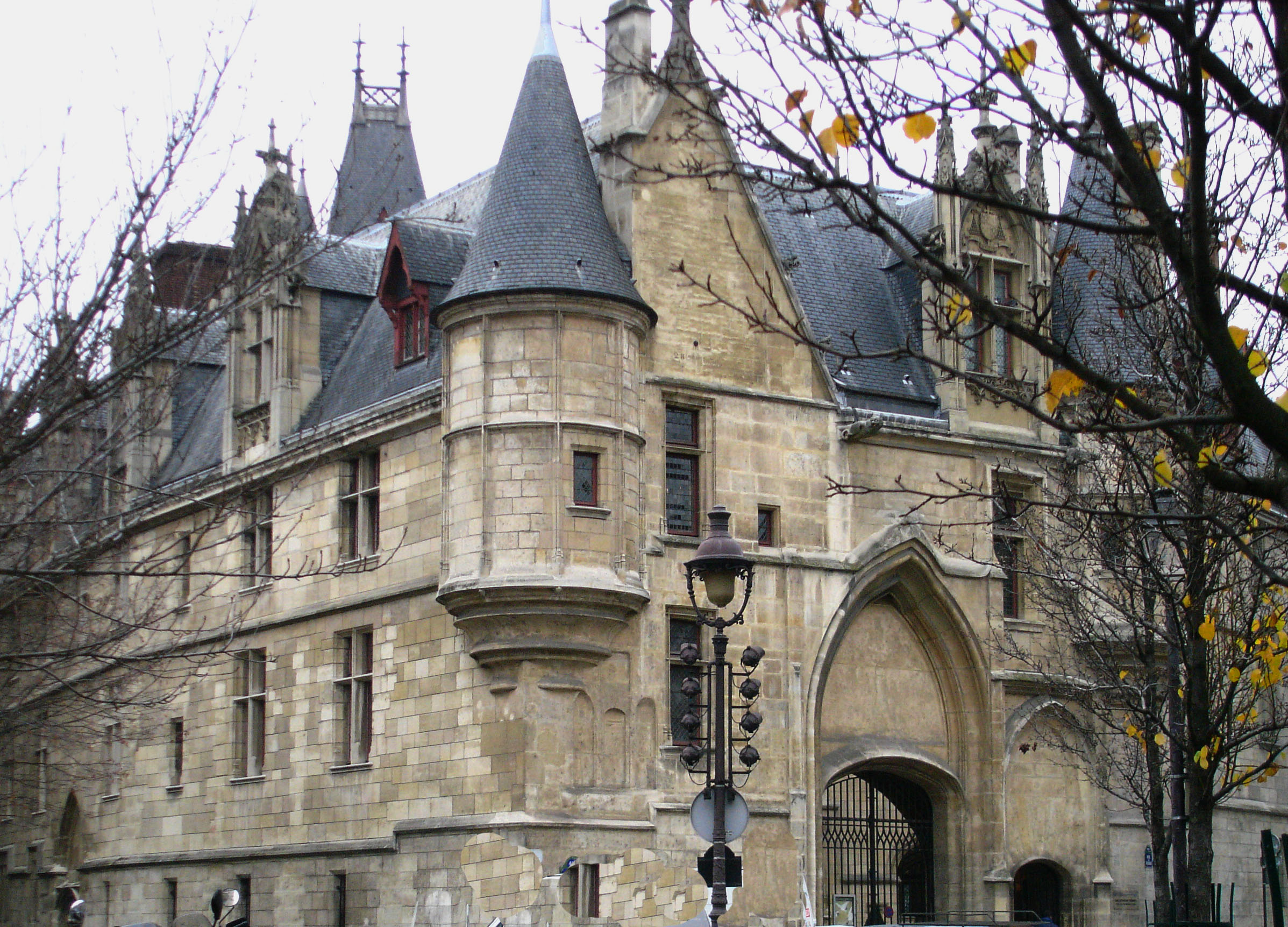 Maintenant, un biblioteque