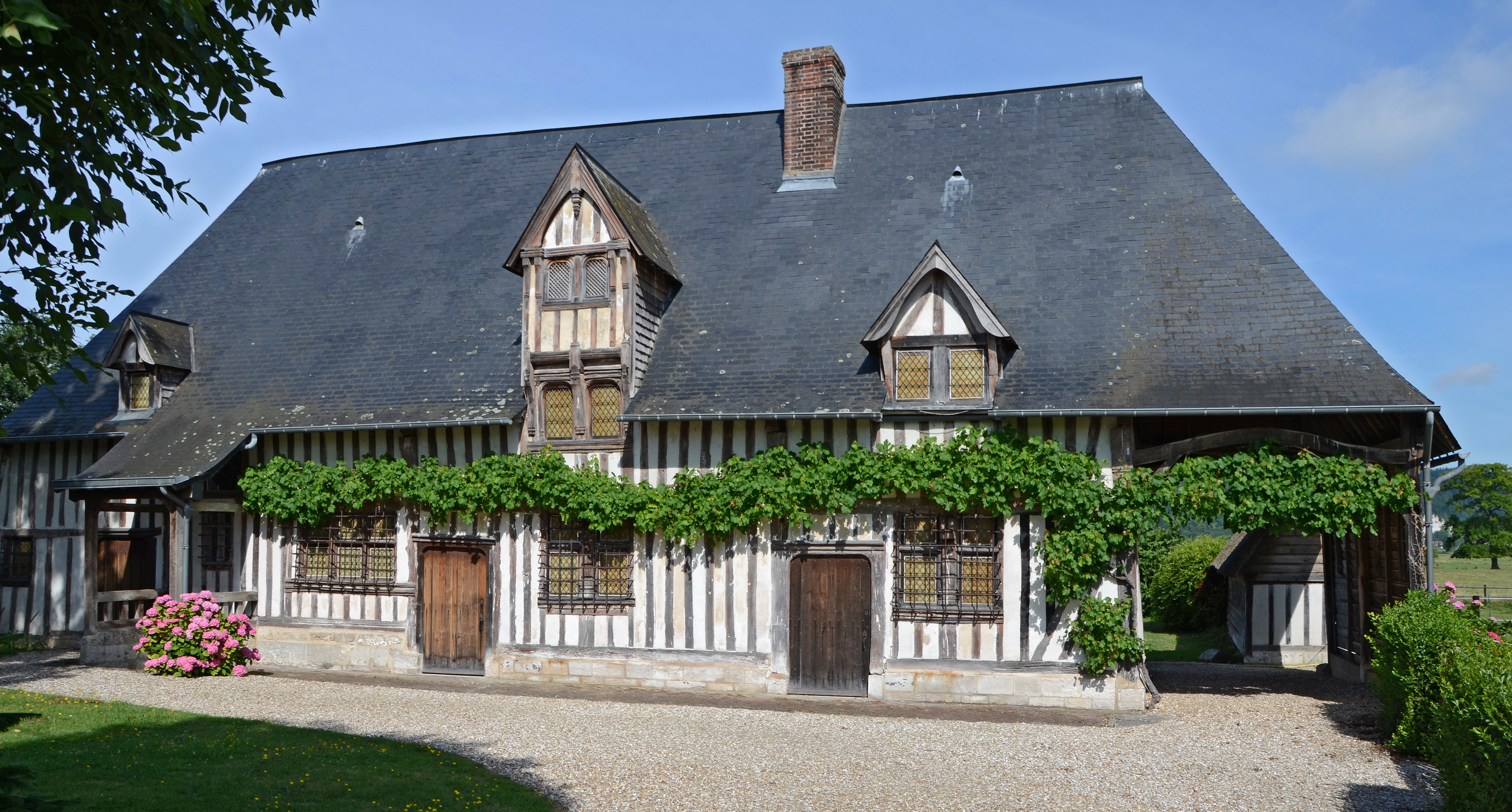 Maison-dite-Logis-du-Roy-ou-de-François-Ier-à-Vatteville-la-Rue-DSC 0642