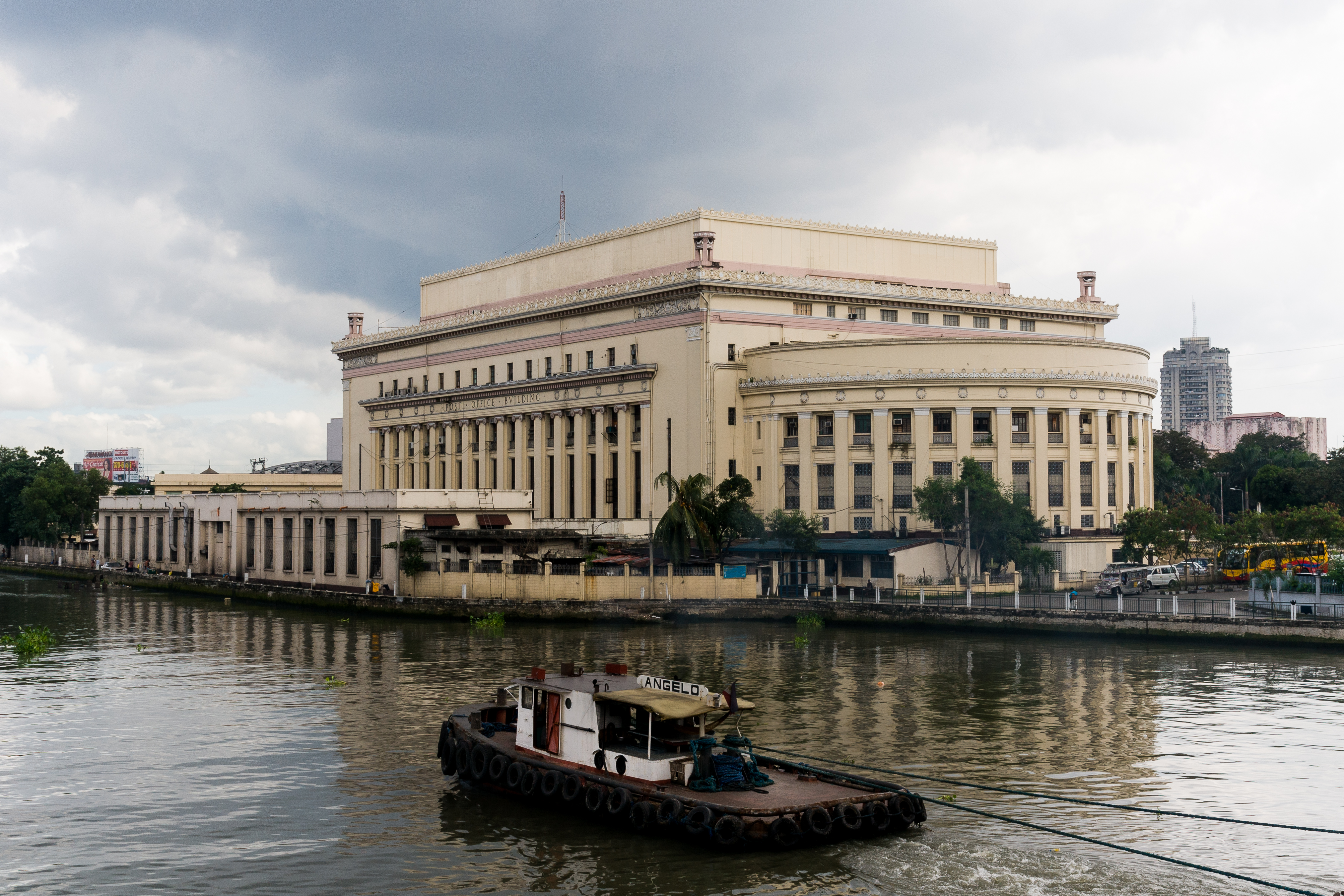 Manila Philippines The-old-Post-Office-Building-01