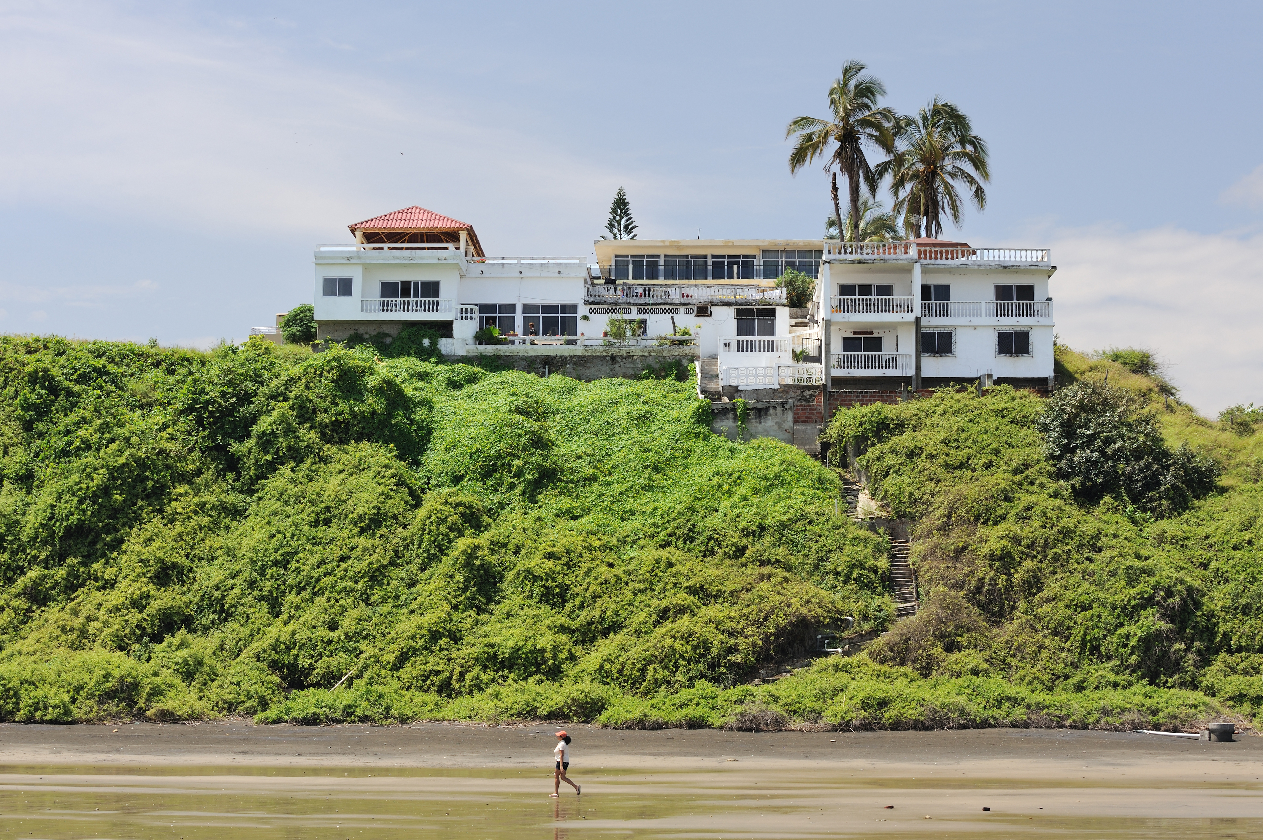 Manta Ecuador playa Murciélago 03