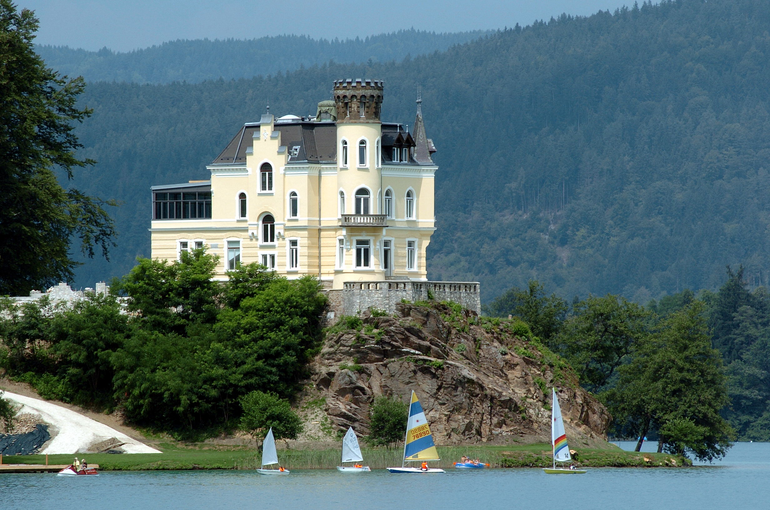 Maria Woerth Reifnitz Schloss 05082008 01