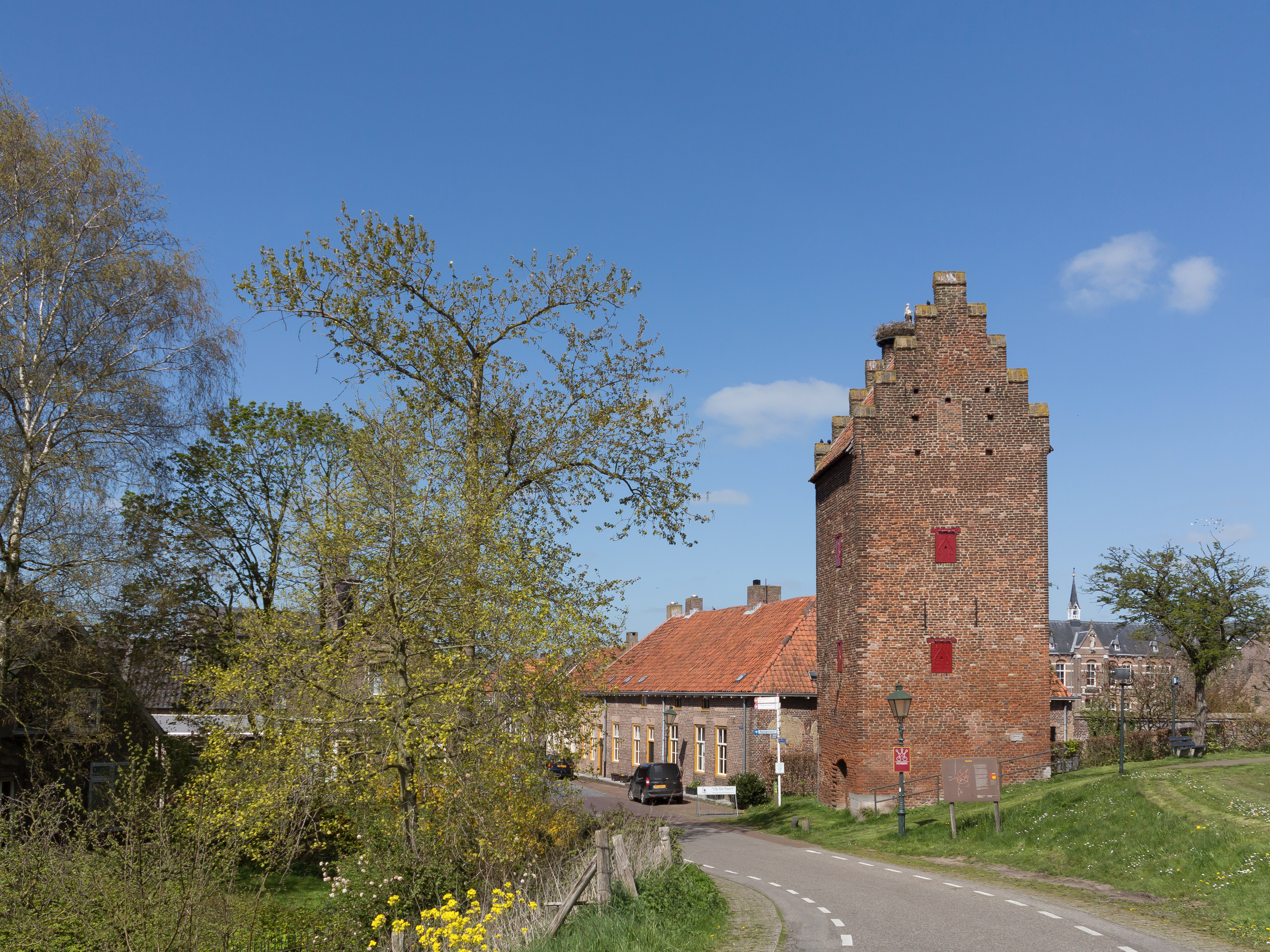 Megen, de Gevangentoren RM28527 foto5 2016-04-20 12.53