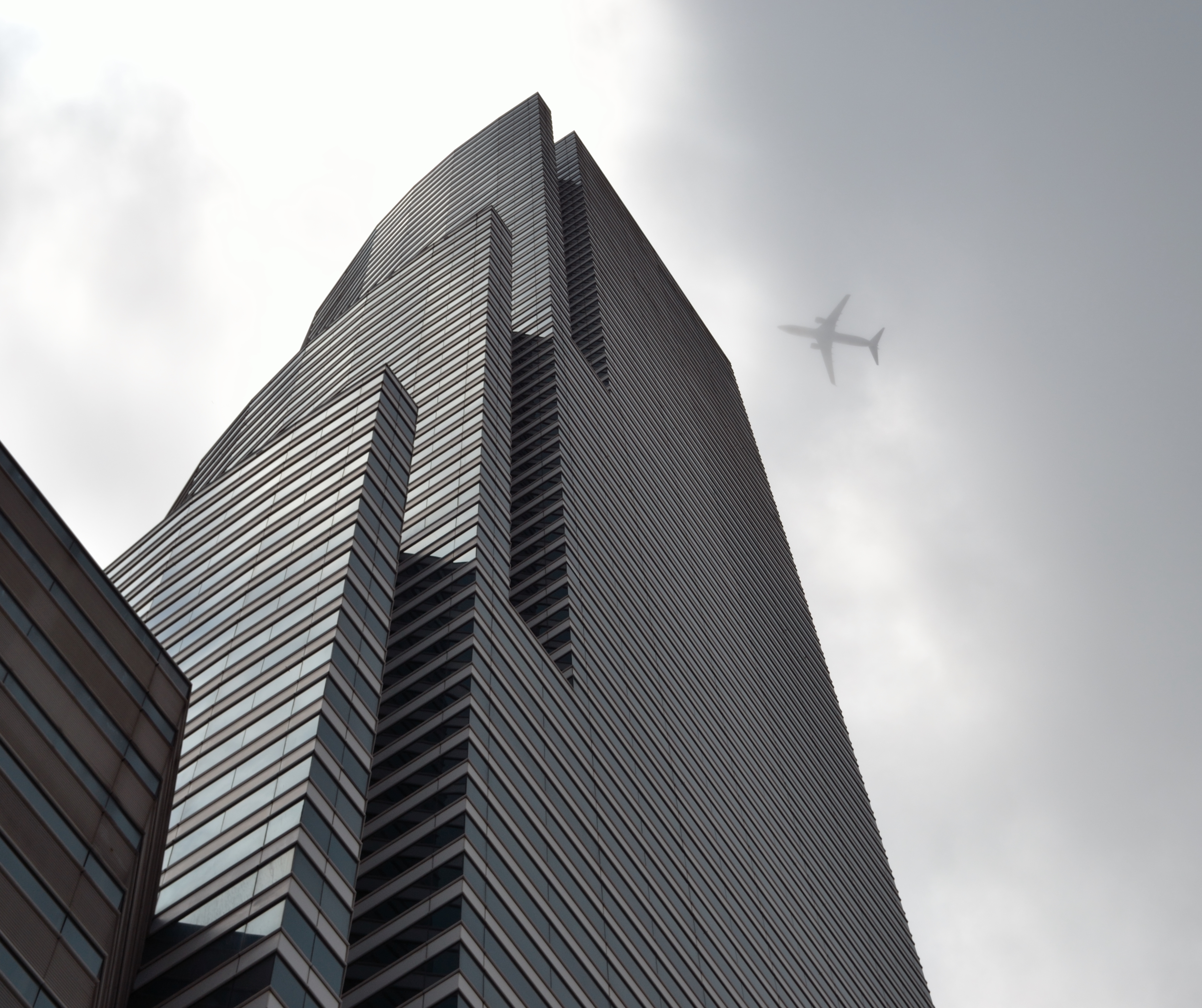 Miami Tower cropped