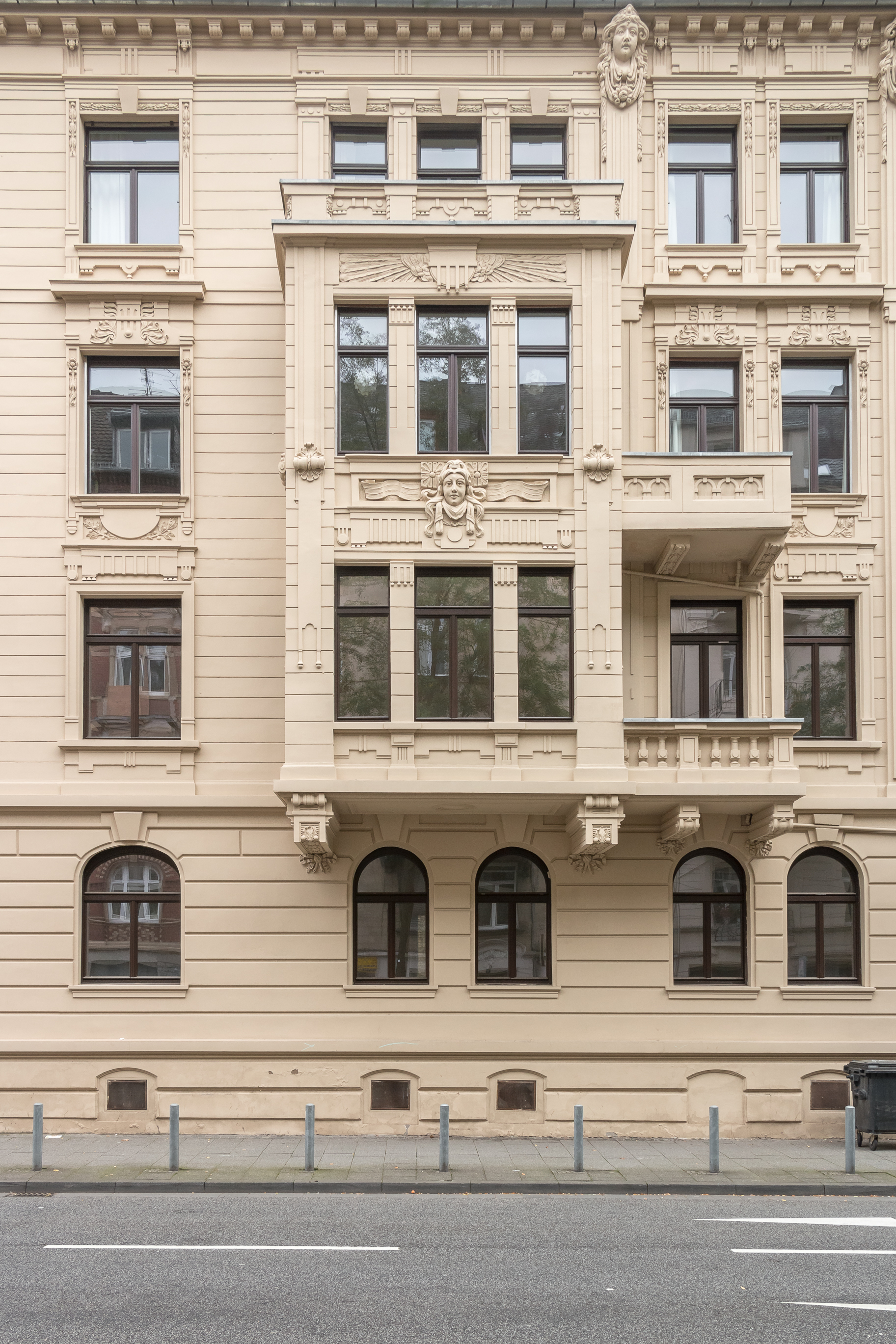 MK29841 Dotzheimer Straße 68