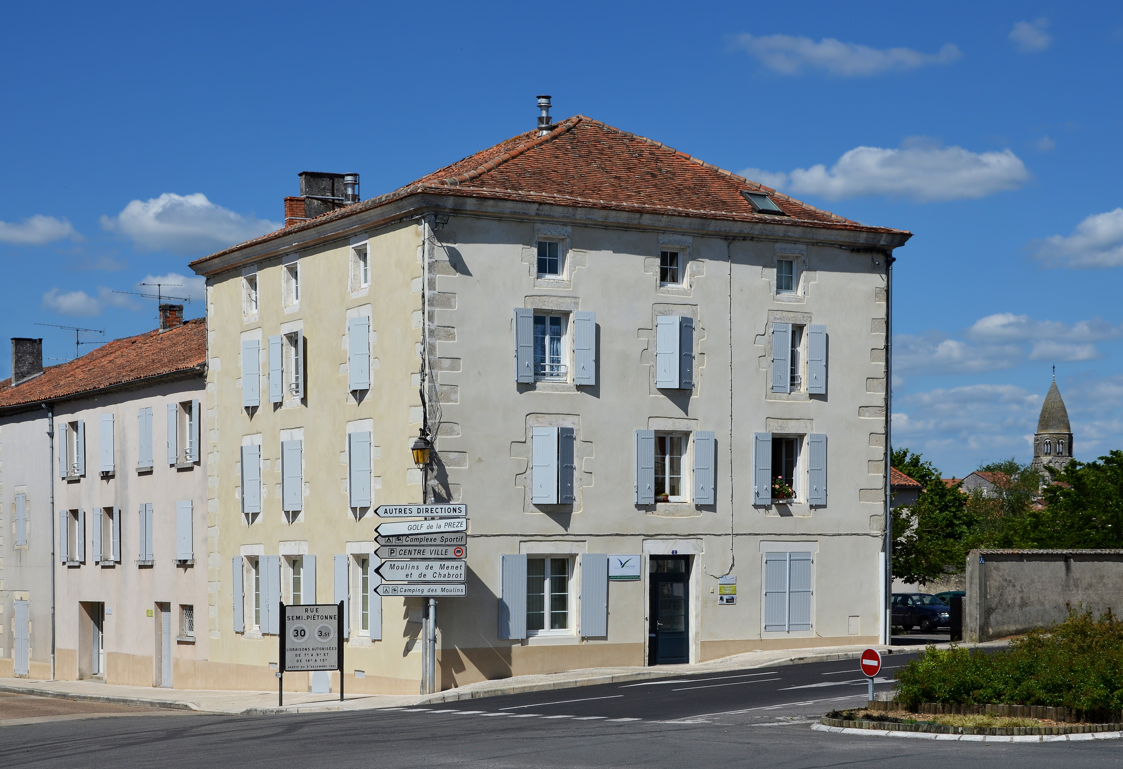 Montbron 16 Habitat 2014