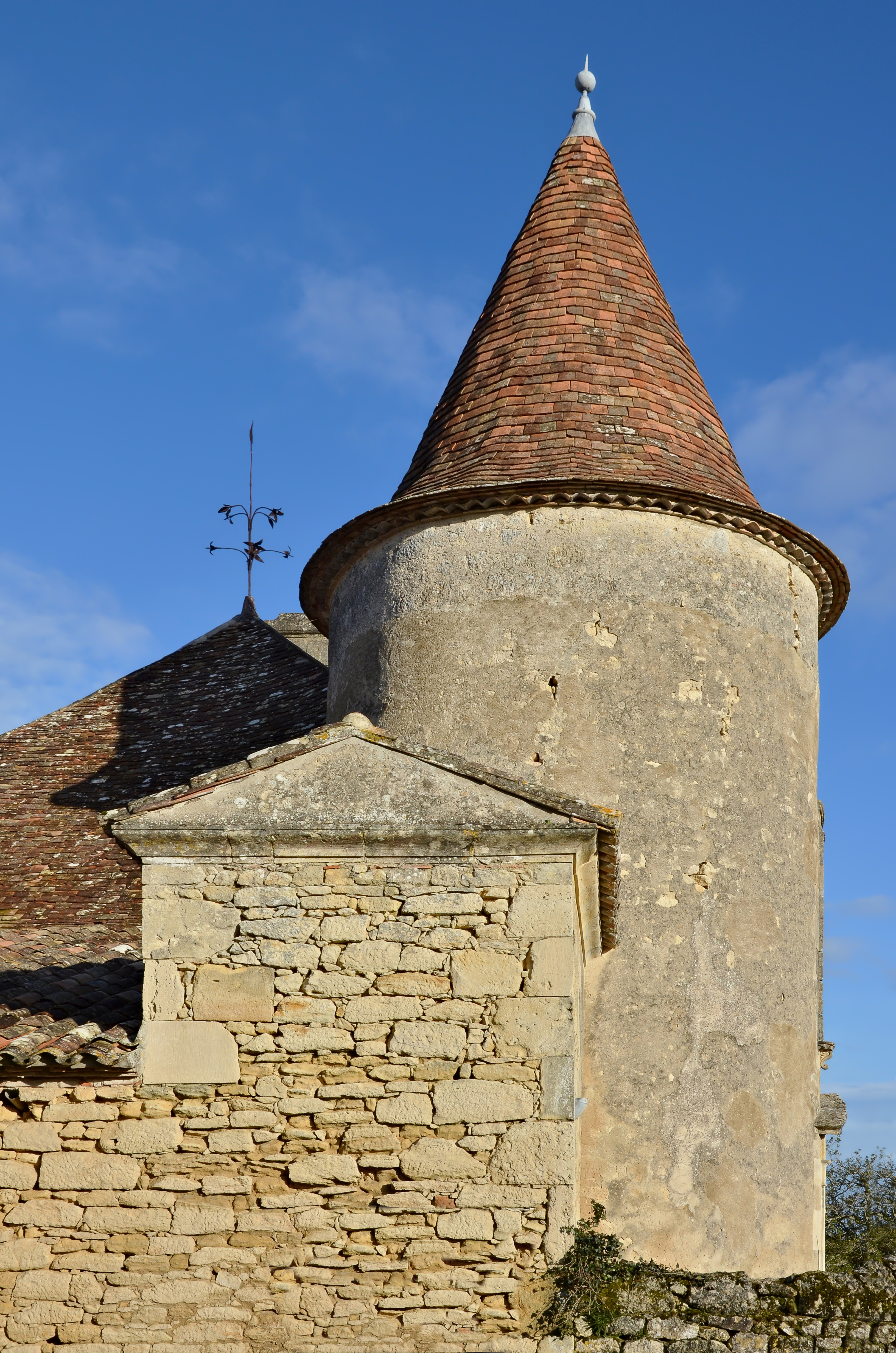Montpeyroux 24 Tour SW du château 2014