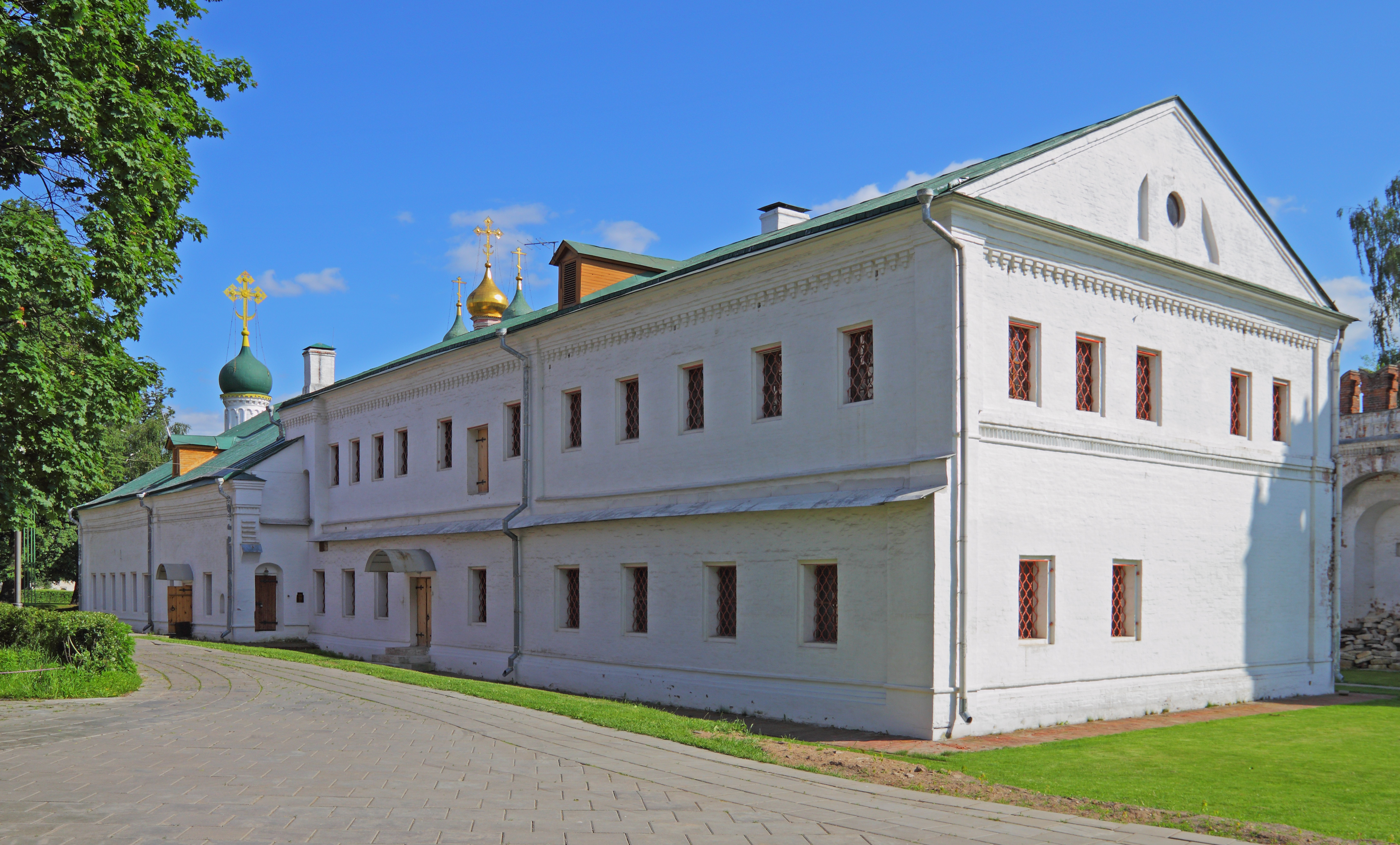 Moscow 05-2012 Novodevichy 11