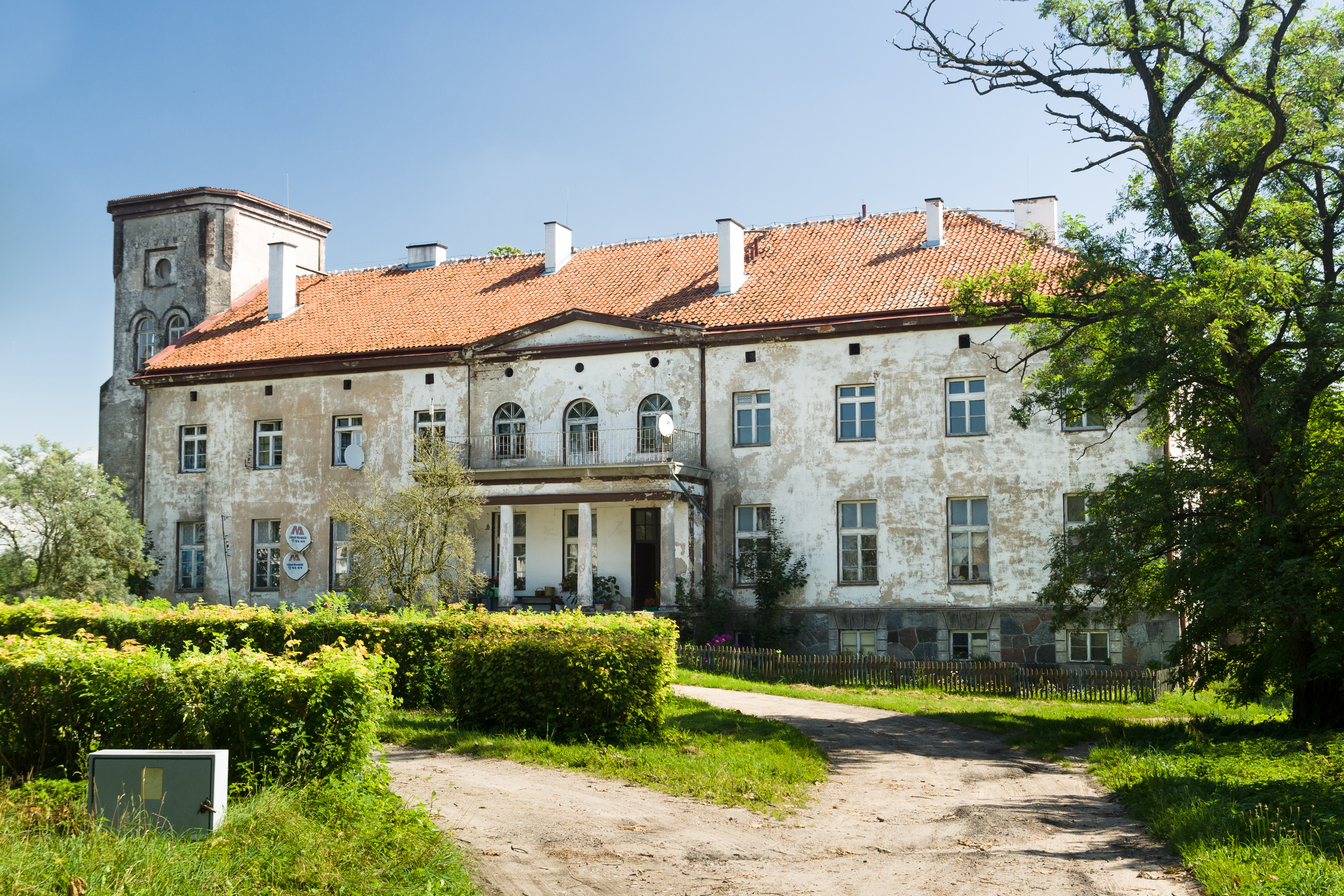 Nerwiki, pałac 02