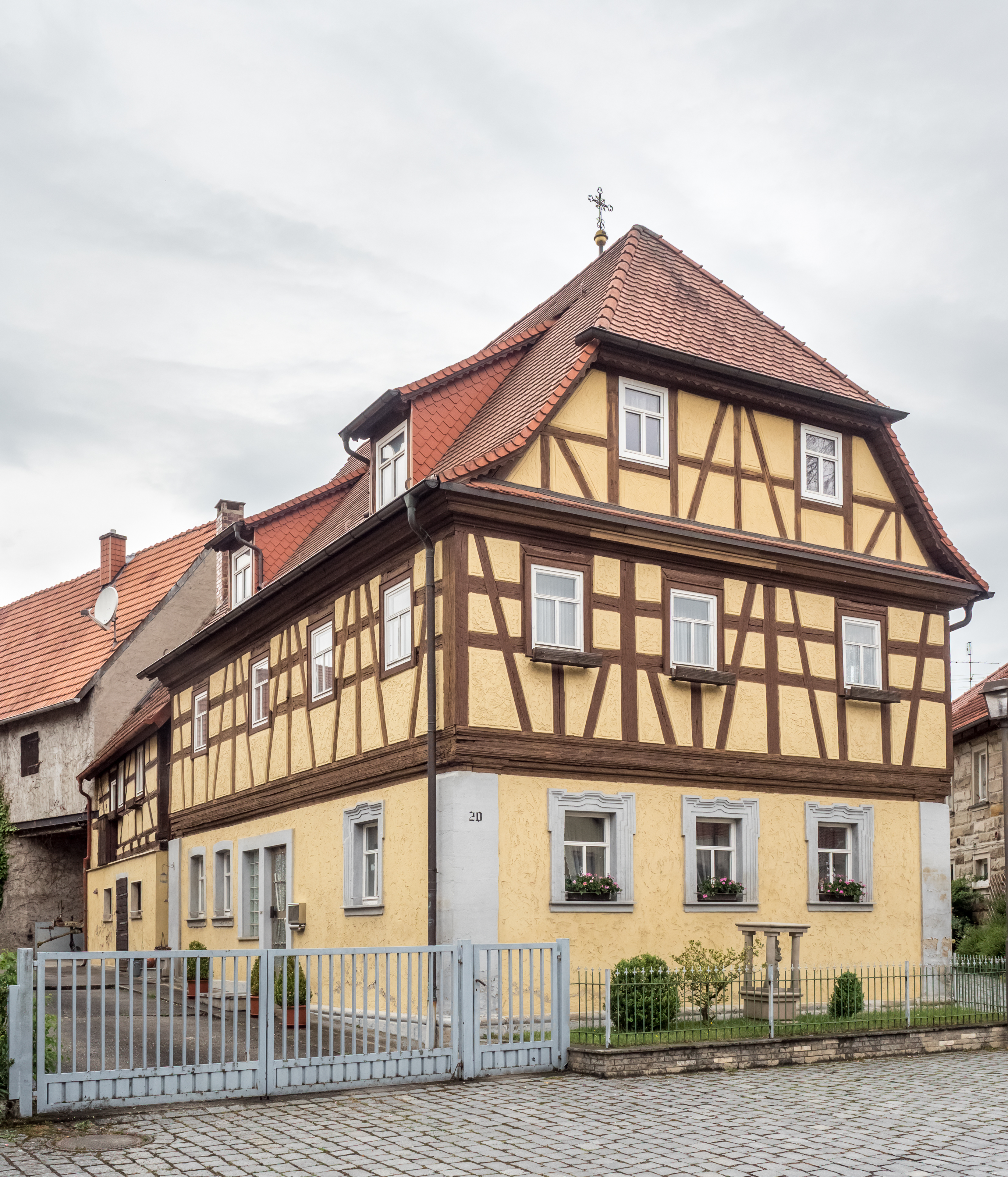 Neubrunn farm house 17RM4311