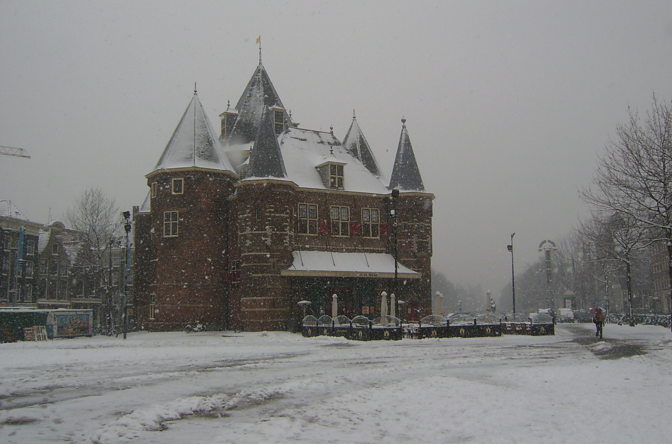 Nieuwmarkt in de sneeuw