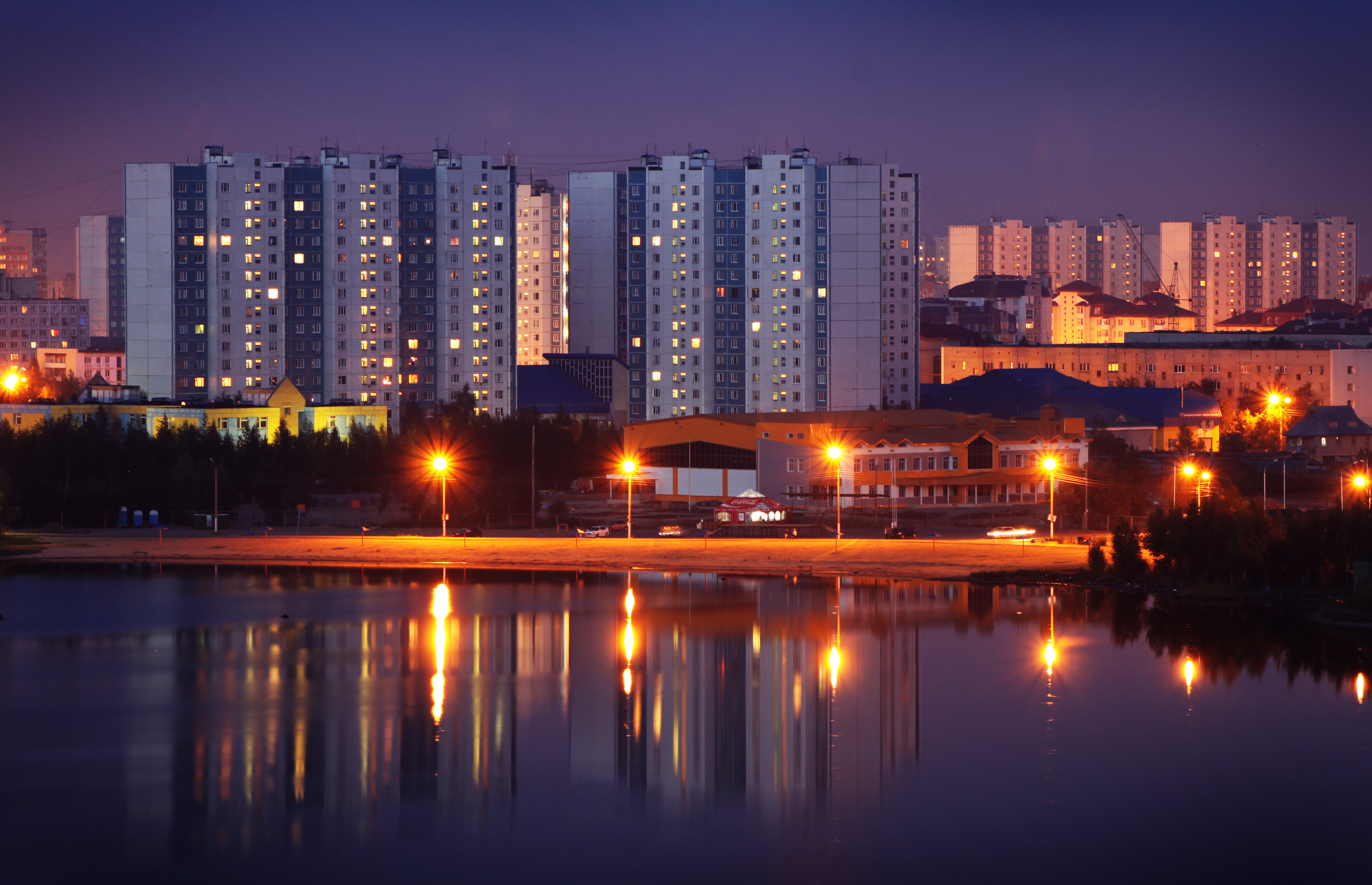 Nizhnevartovsk, lake Komsomolskoye