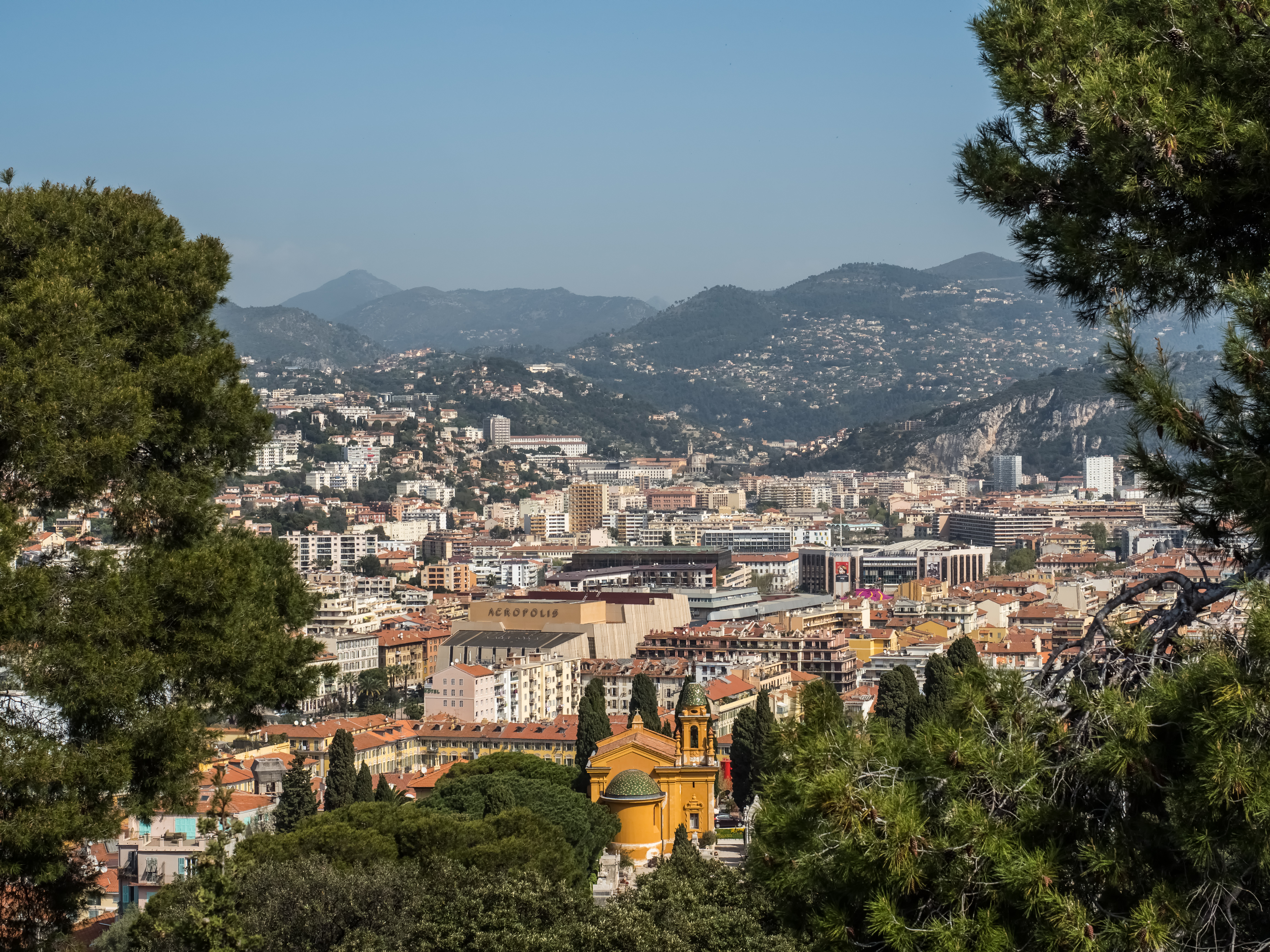 Nizza-overview-4070945PS