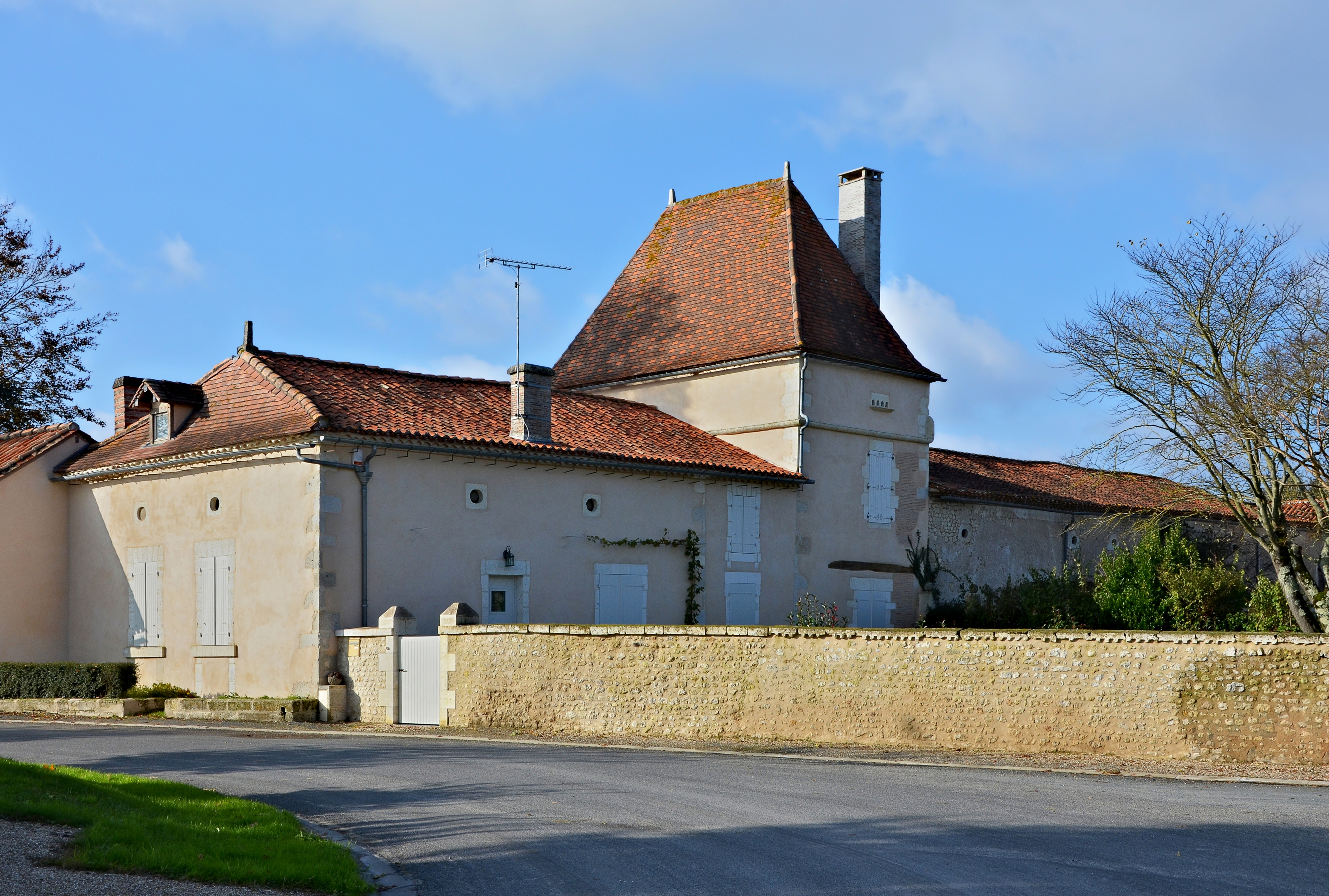 Nonac 16 Habitat rural&mur D74 2013