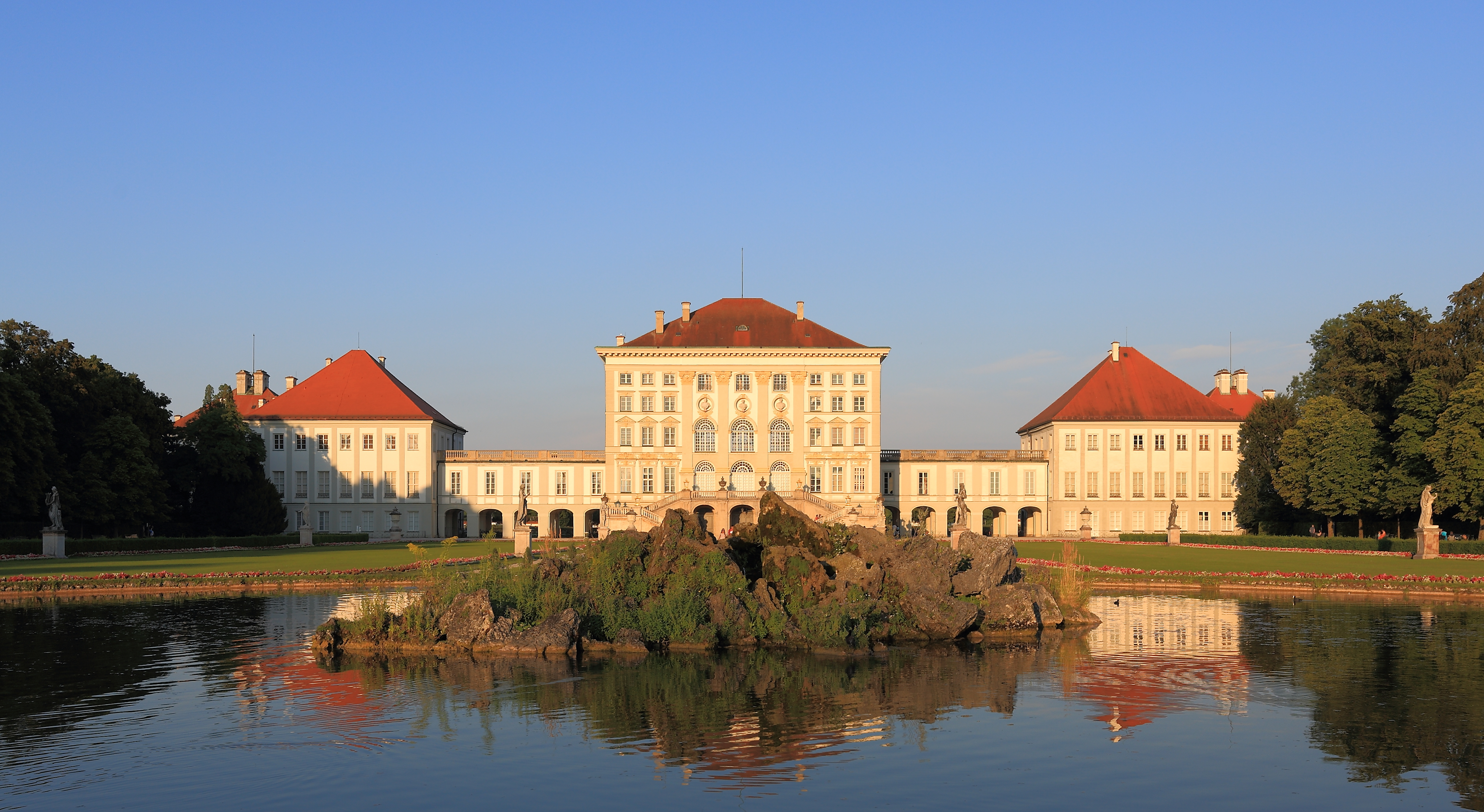 Nymphenburger Schloss at sunset