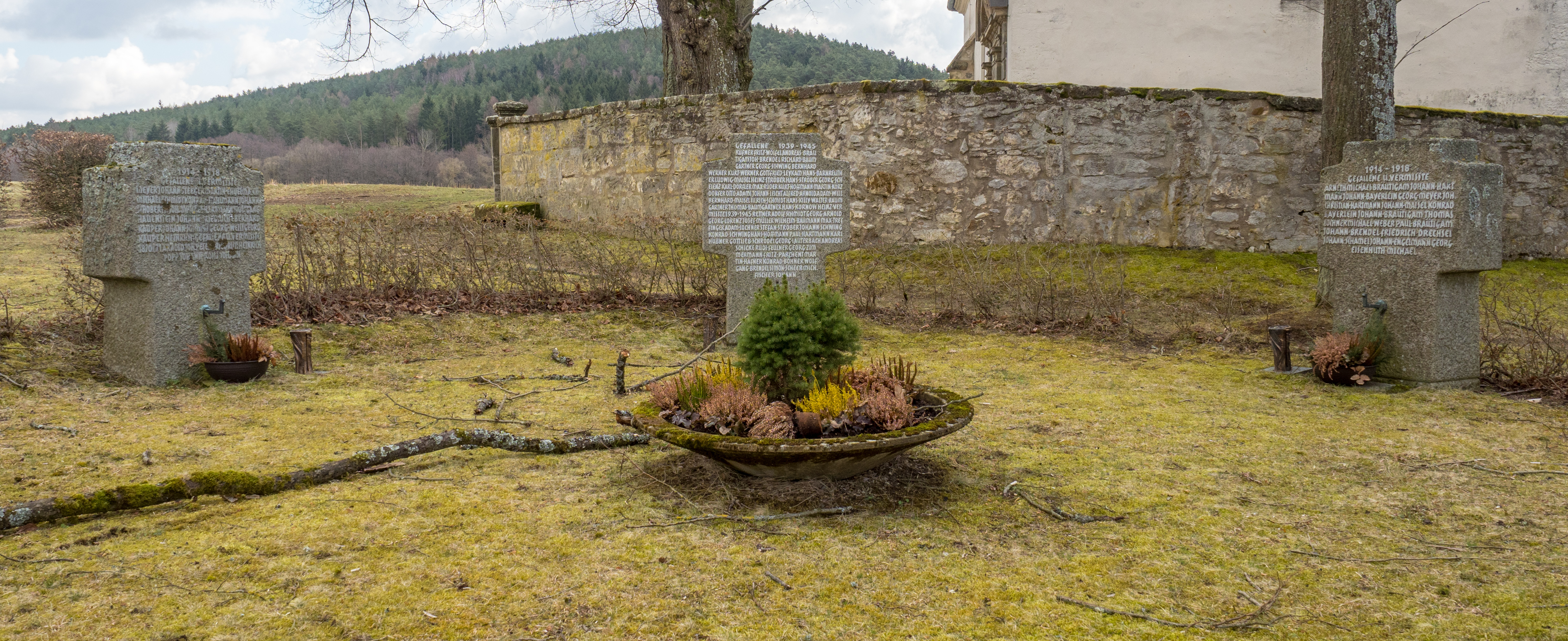 Obernsees war memorial P4010576