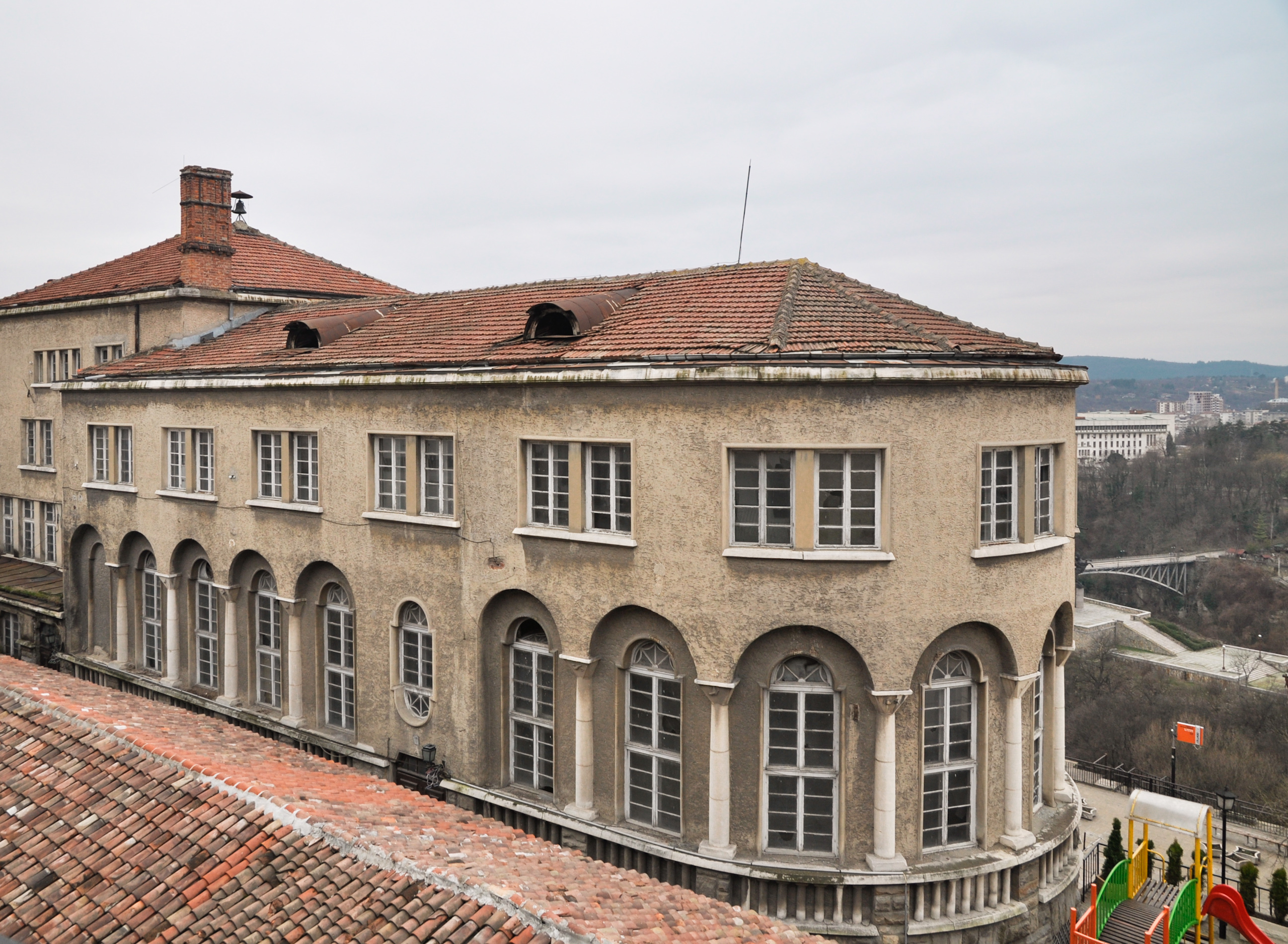 Old post hall - Tarnovo