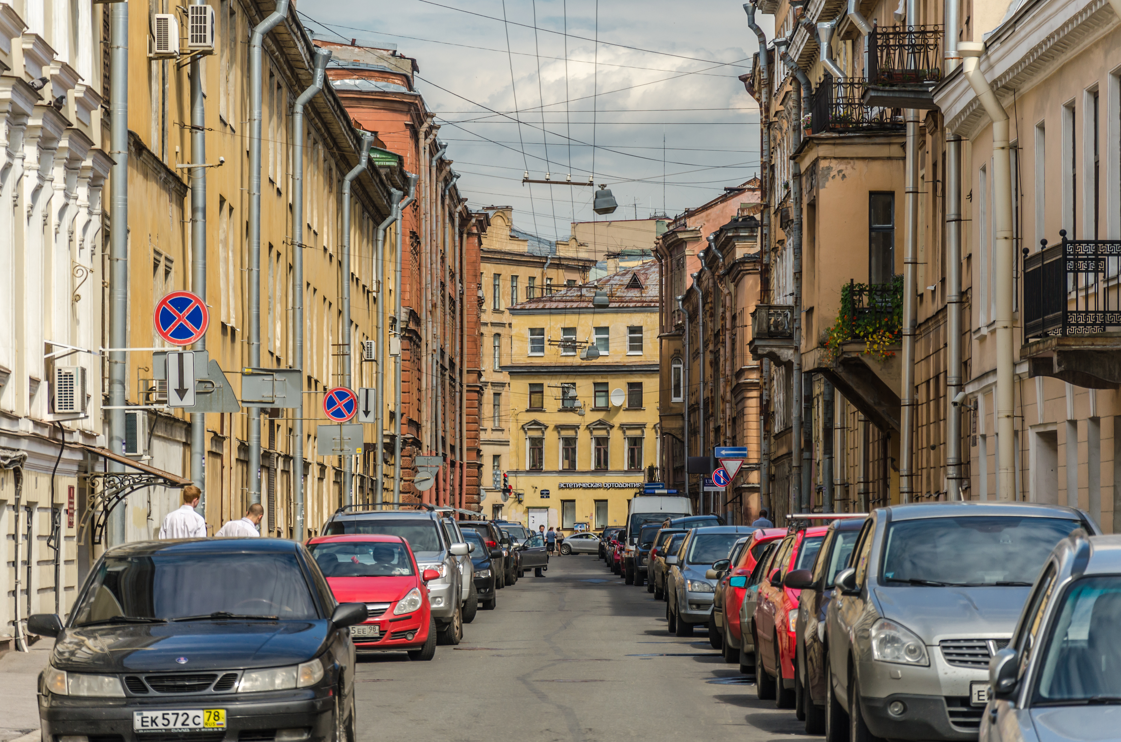Oruzheinika Fedorova Street in SPB