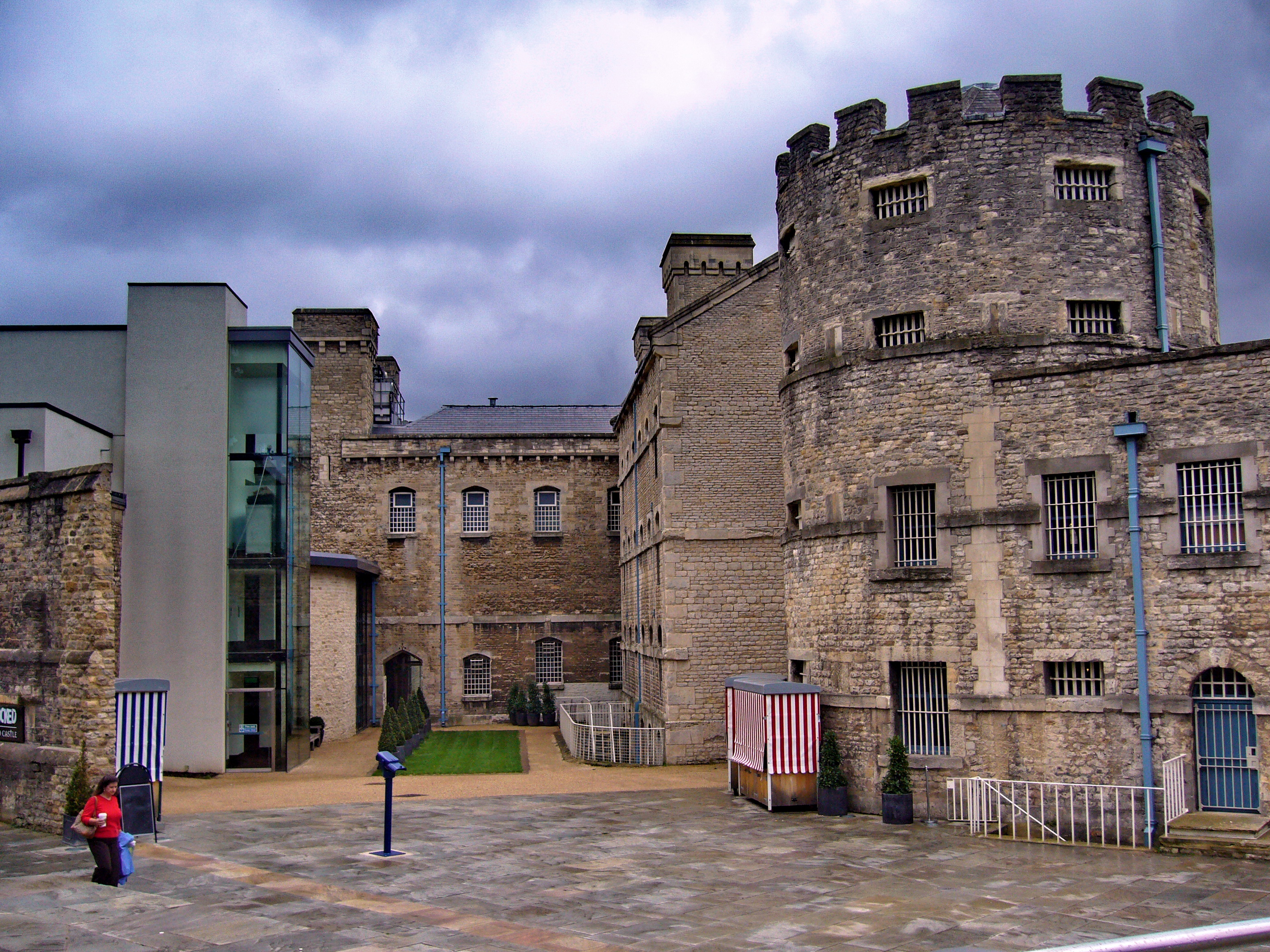 Oxford Castle - panoramio (3)