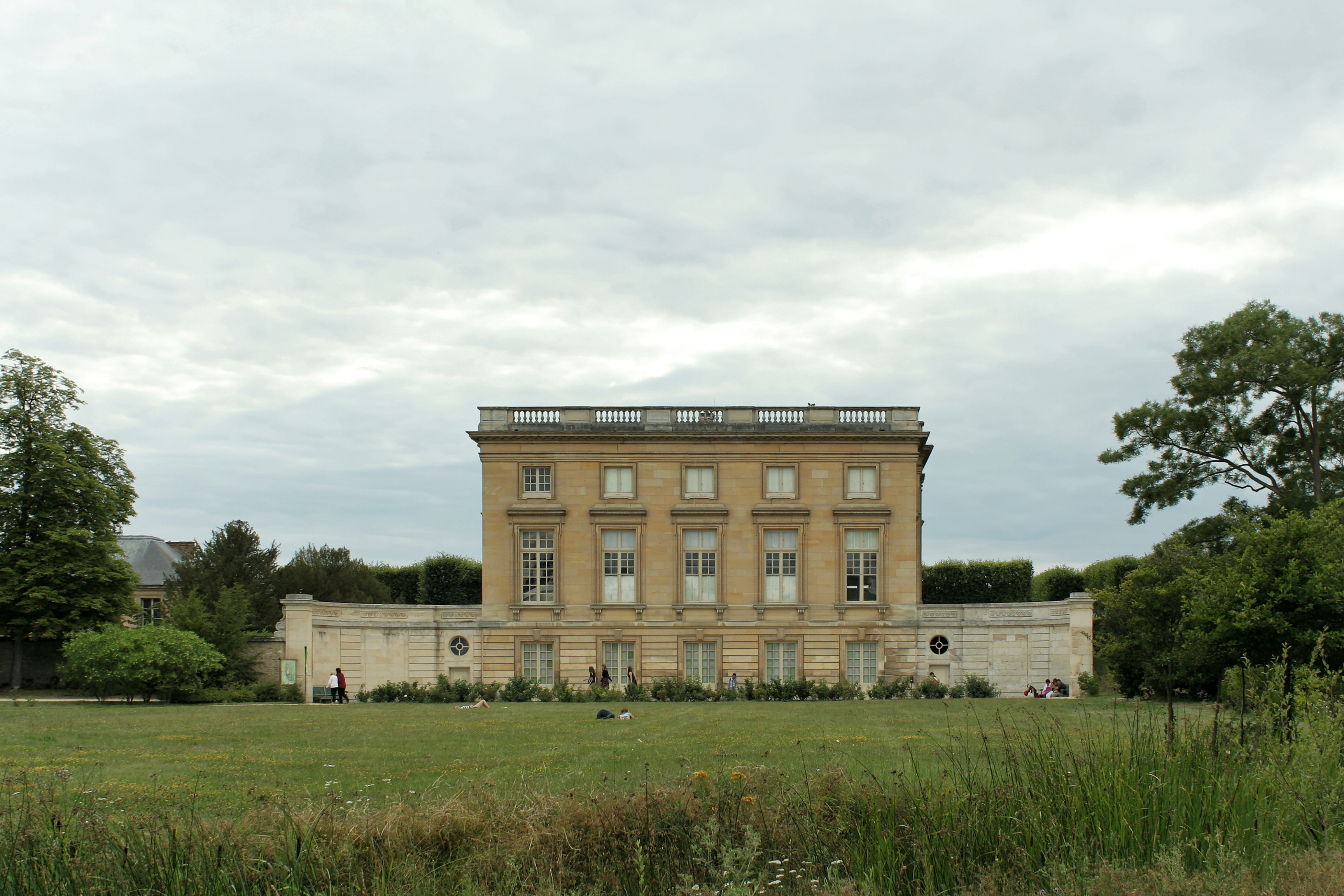 Petit Trianon, façade est 01