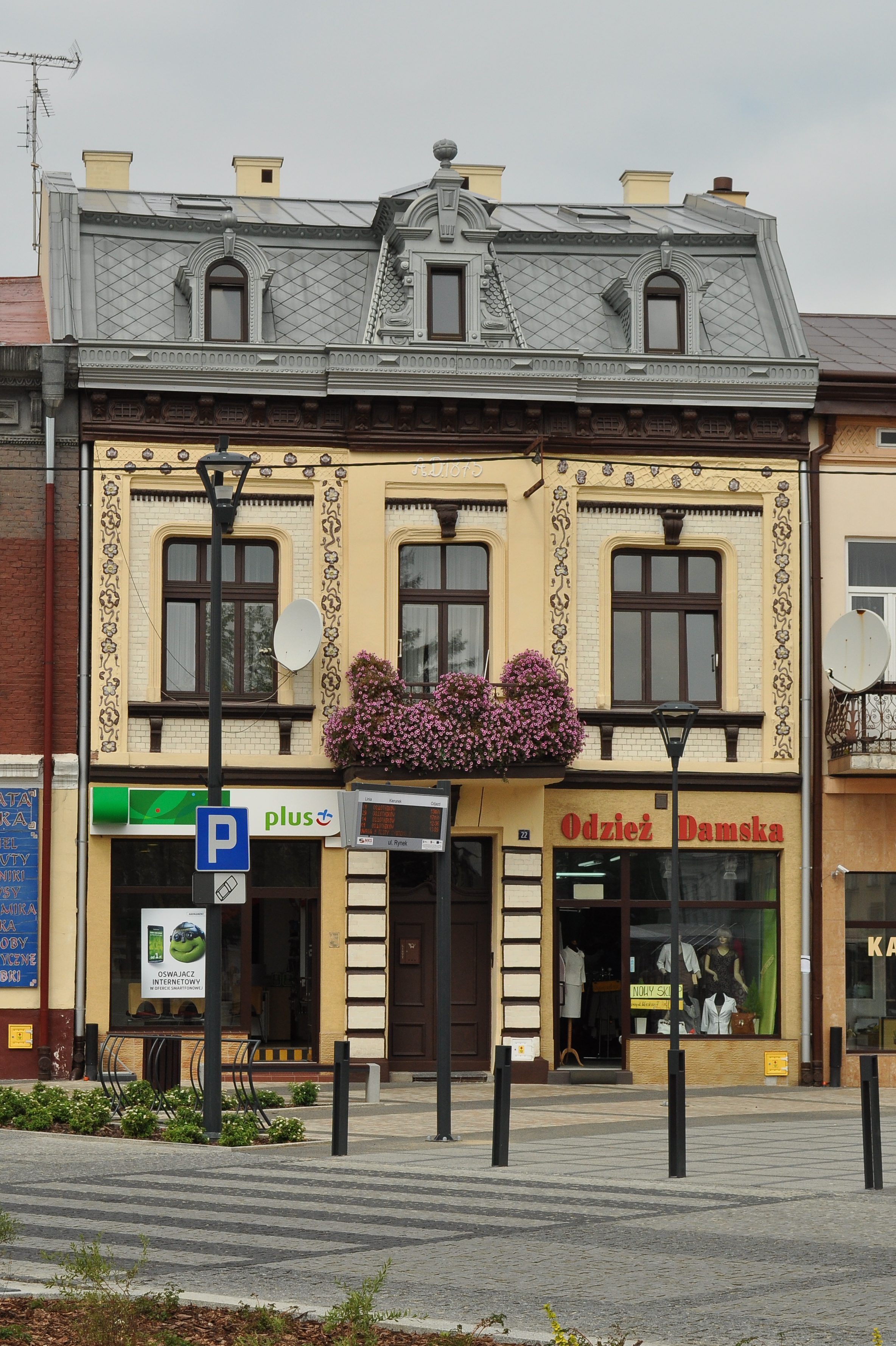 PL - Mielec - zabytek Rynek 22 - Kroton 001