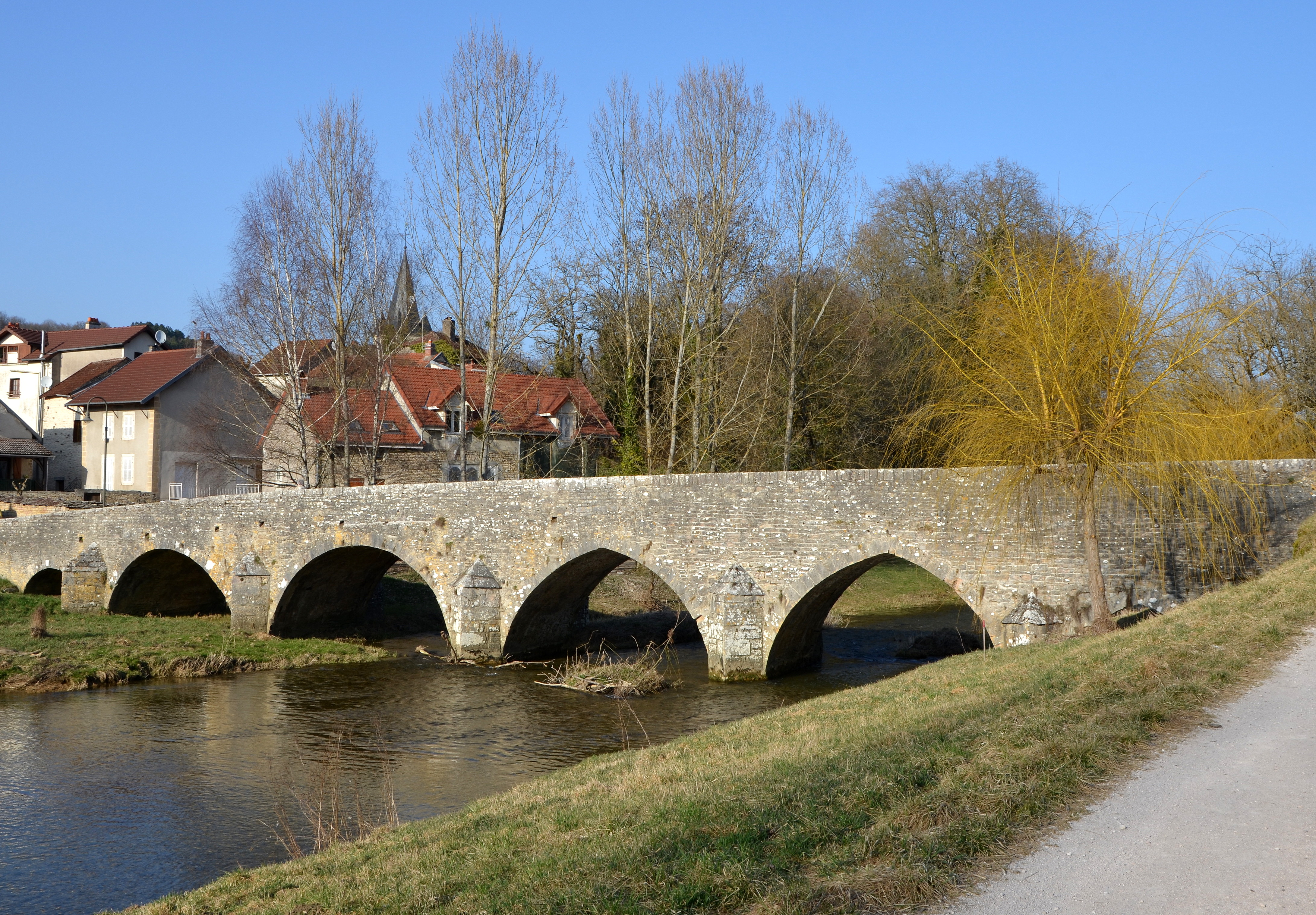 Pont Gissey sur Ouche DSC 0412
