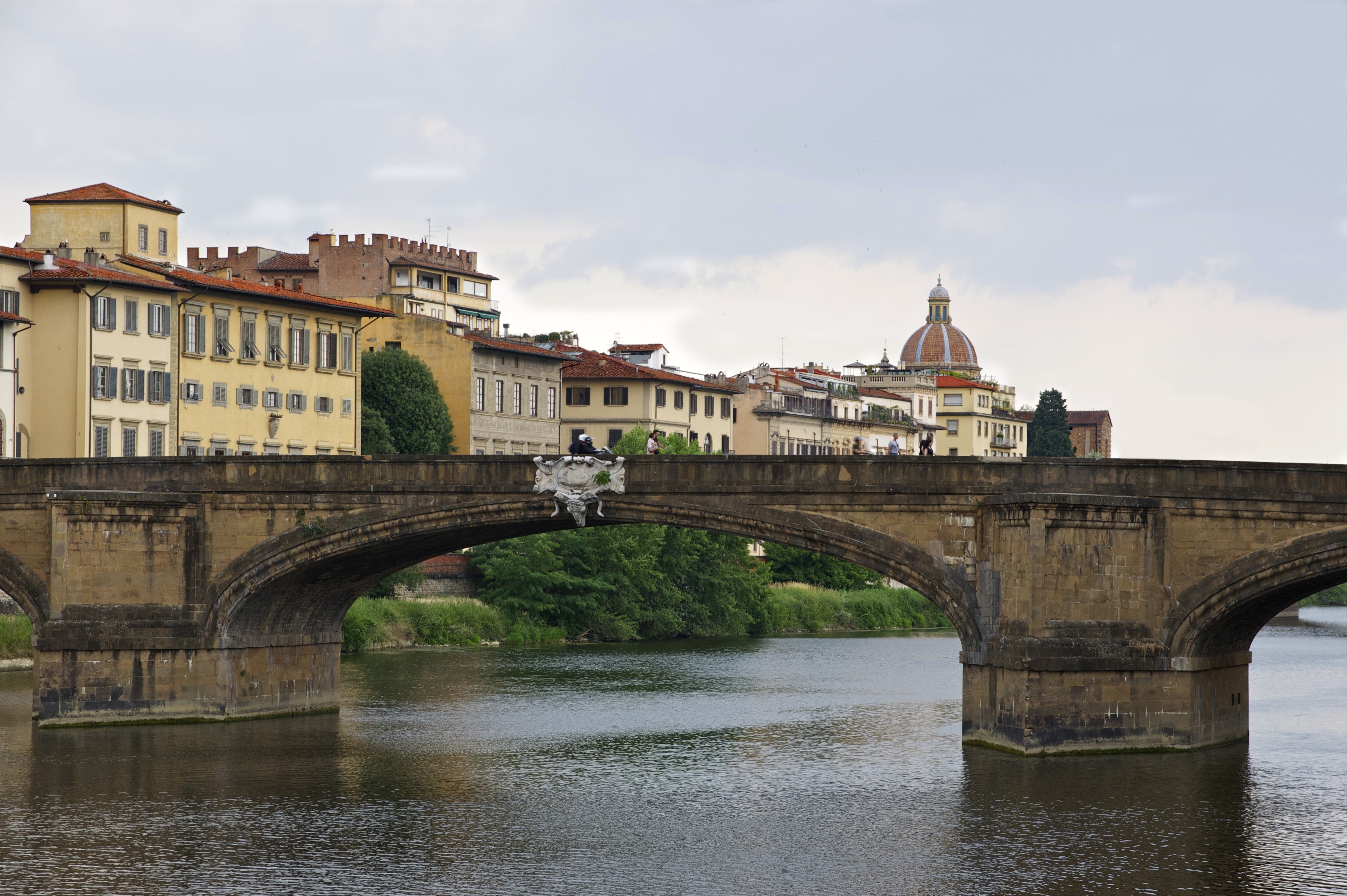 Ponte santa trinita florence