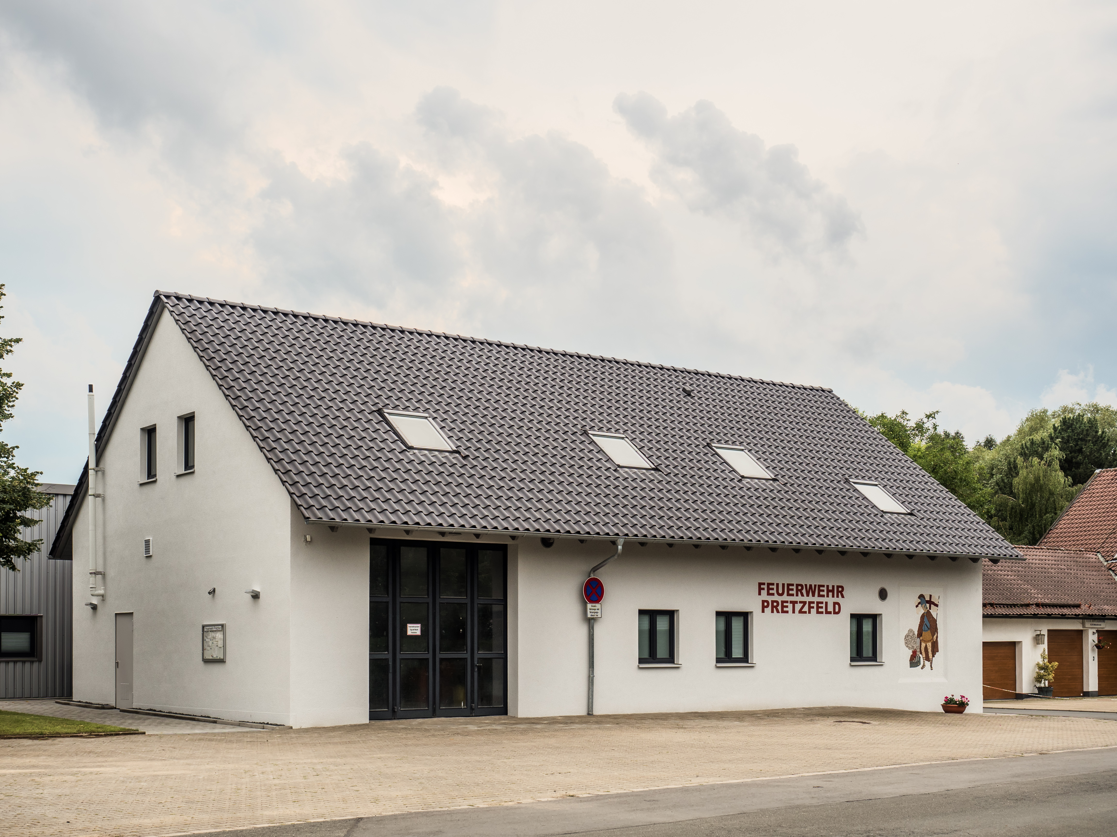 Pretzfeld-fire-station-7313140-PS