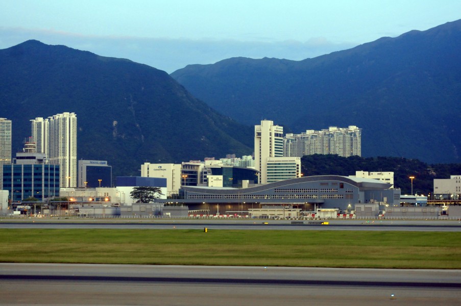 13-08-12-hongkong-by-RalfR-69