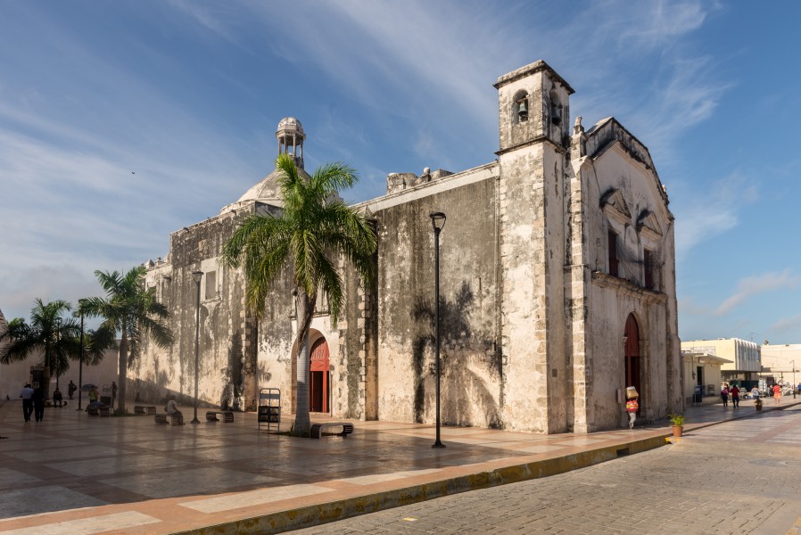 15-07-15-Centro histórico de San Francisco de Campeche-RalfR-WMA 0880