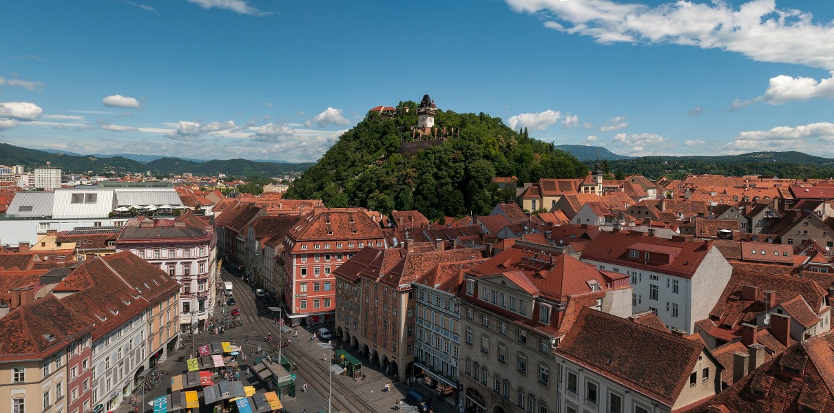16-07-06-Rathaus Graz Turmblick-RR2 0262-0264