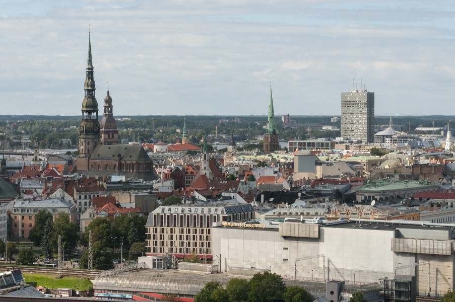 16-08-31-View from Latvian Academy of Sciences building-RR2 4265