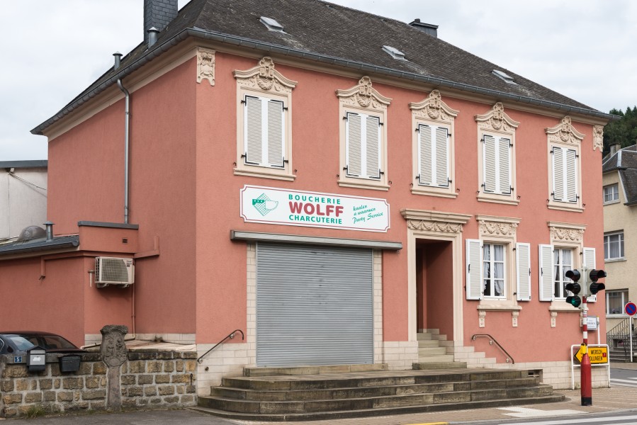 1, Dikrecherstrooss, Lëntgen-101