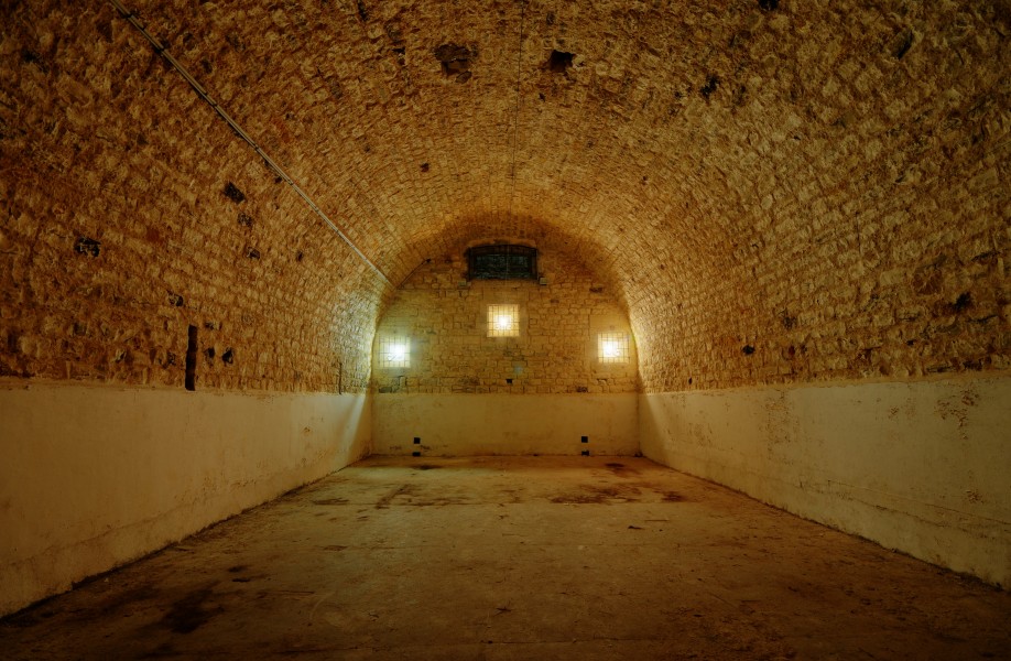 2011-10-02 15-39-22-fort-mt-bart