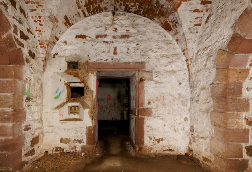 2011-10-16 17-58-33-fort-arches