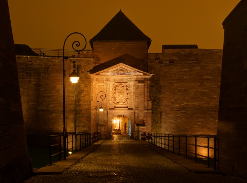 2011-11-15 22-47-03-porte-brisach-belfort