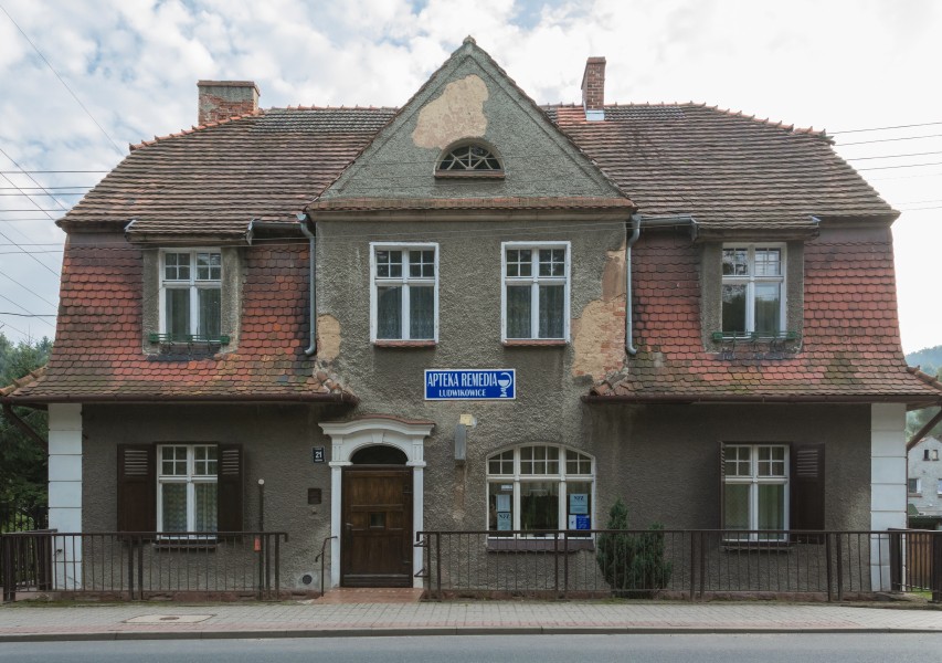 2014 Dom nr 21 w Ludwikowicach Kłodzkich 01