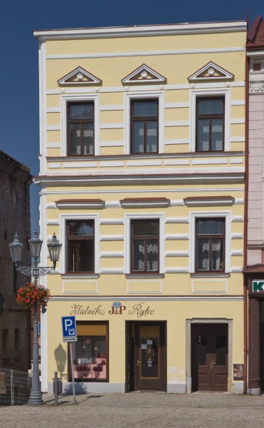 2014 Frydek-Mistek, Kamienica, Zámecké náměstí 51, 02