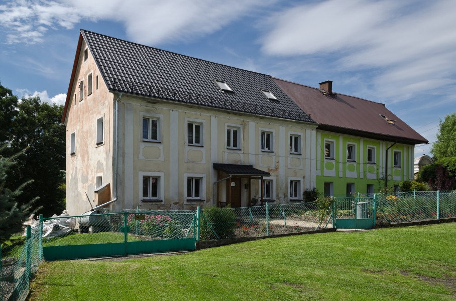 2014 Gorzanów, ul. Kłodzka 1 02