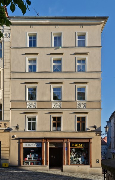 2014 Kłodzko, pl. Chrobrego 14 01