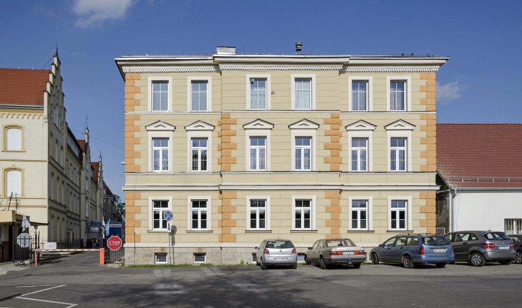 2014 Kłodzko, szpital, budynek administracji