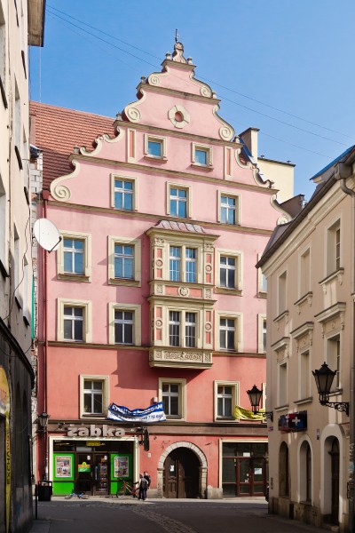 2014 Kłodzko, ul. Armii Krajowej 6 01