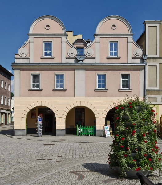 2014 Lądek-Zdrój, dom w rynku 04