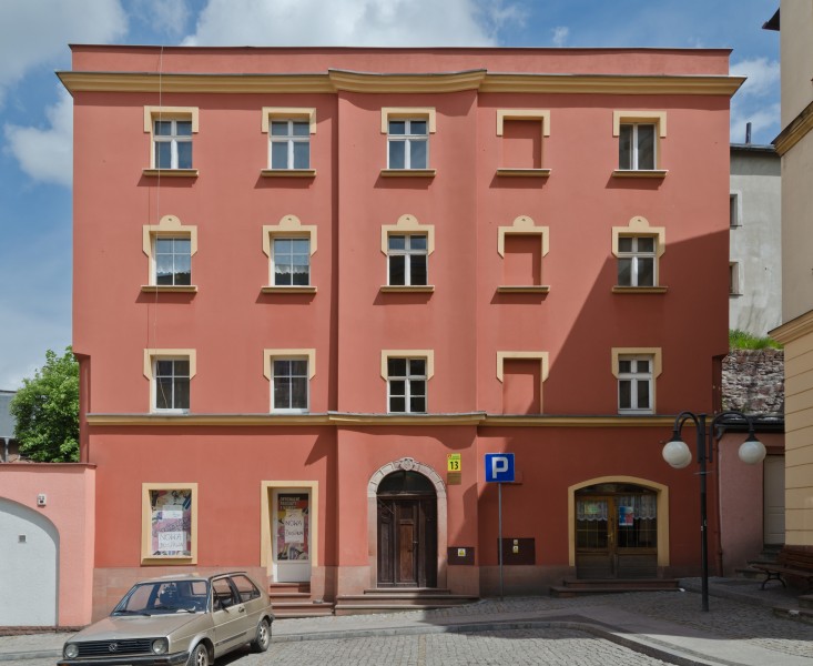 2014 Nowa Ruda, ul. Podjazdowa 01