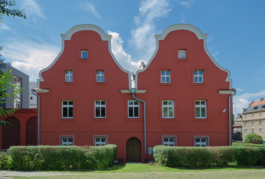 2014 Nysa, ul. Wałowa 3-5 7