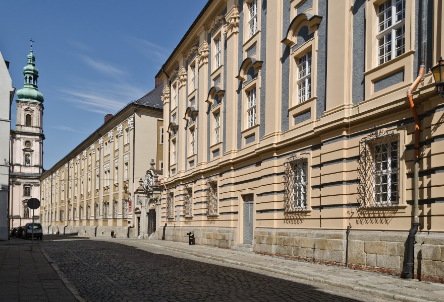 2014 Nysa, zespół klasztorny jezuitów, gimnazjum 01