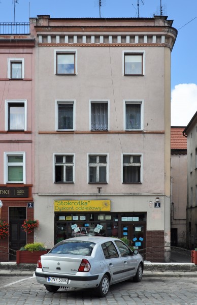 2014 Paczków, Rynek 8 01