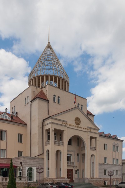 2014 Stepanakert, Zgromadzenie Narodowe Republiki Górskiego Karabachu (01)